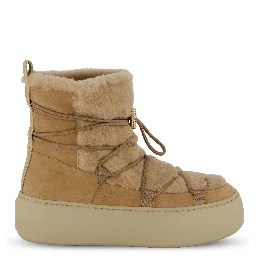 Roger Vivier Boots