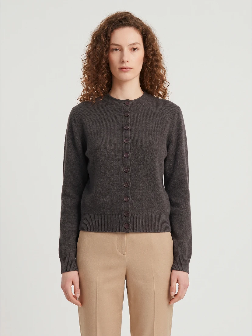 Reversible cashmere sweater with buttons
