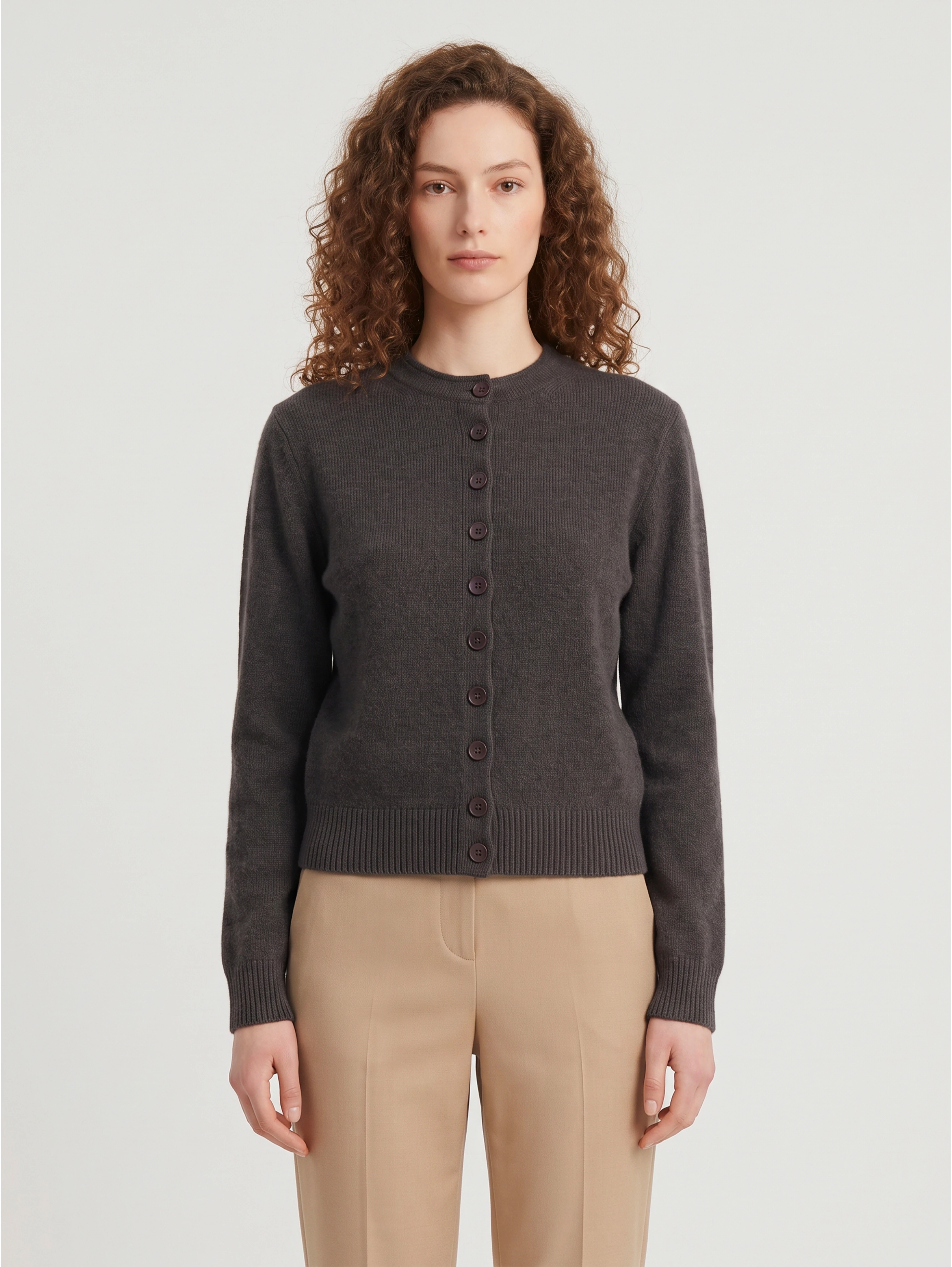 Reversible cashmere sweater with buttons