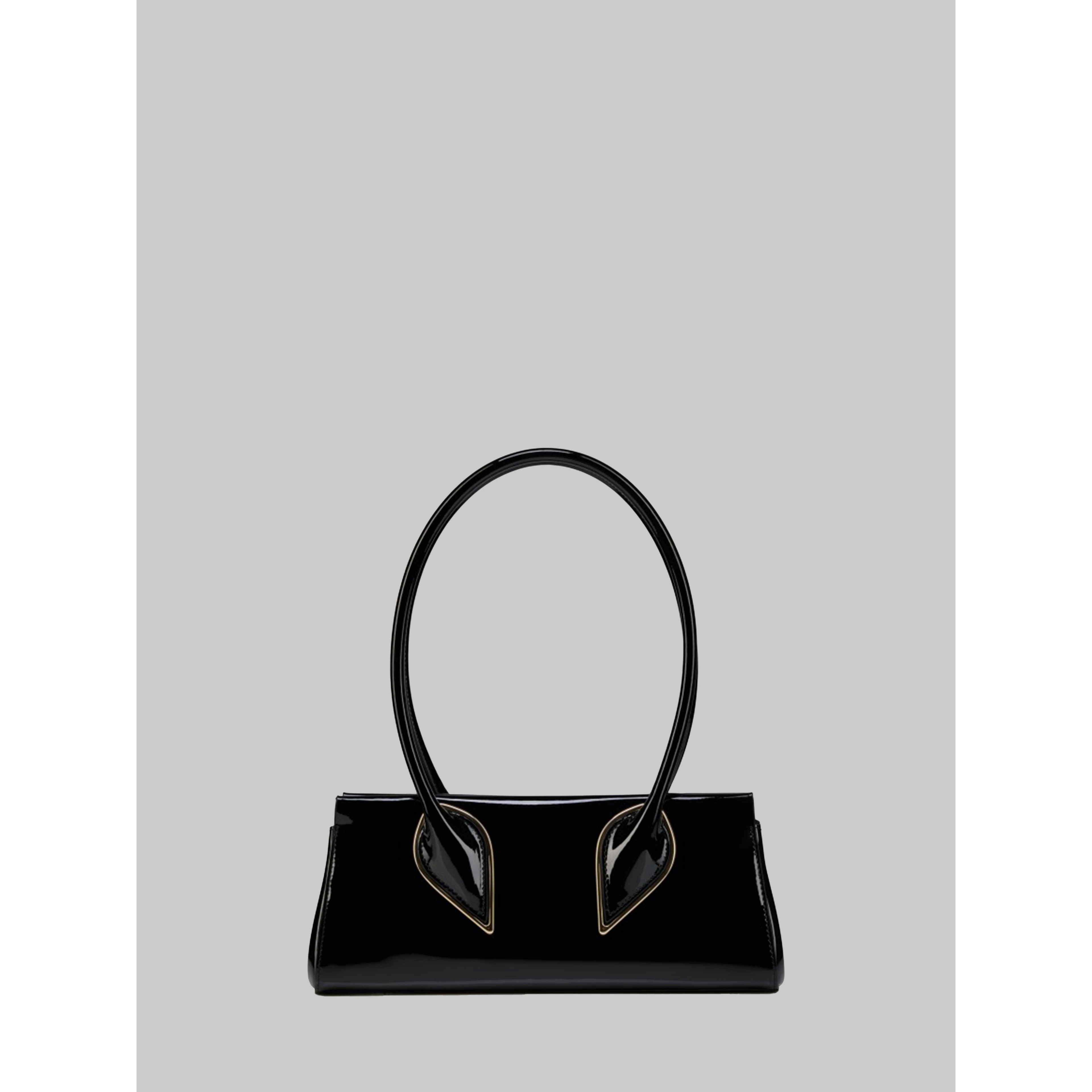 Venus bag in black patent leather