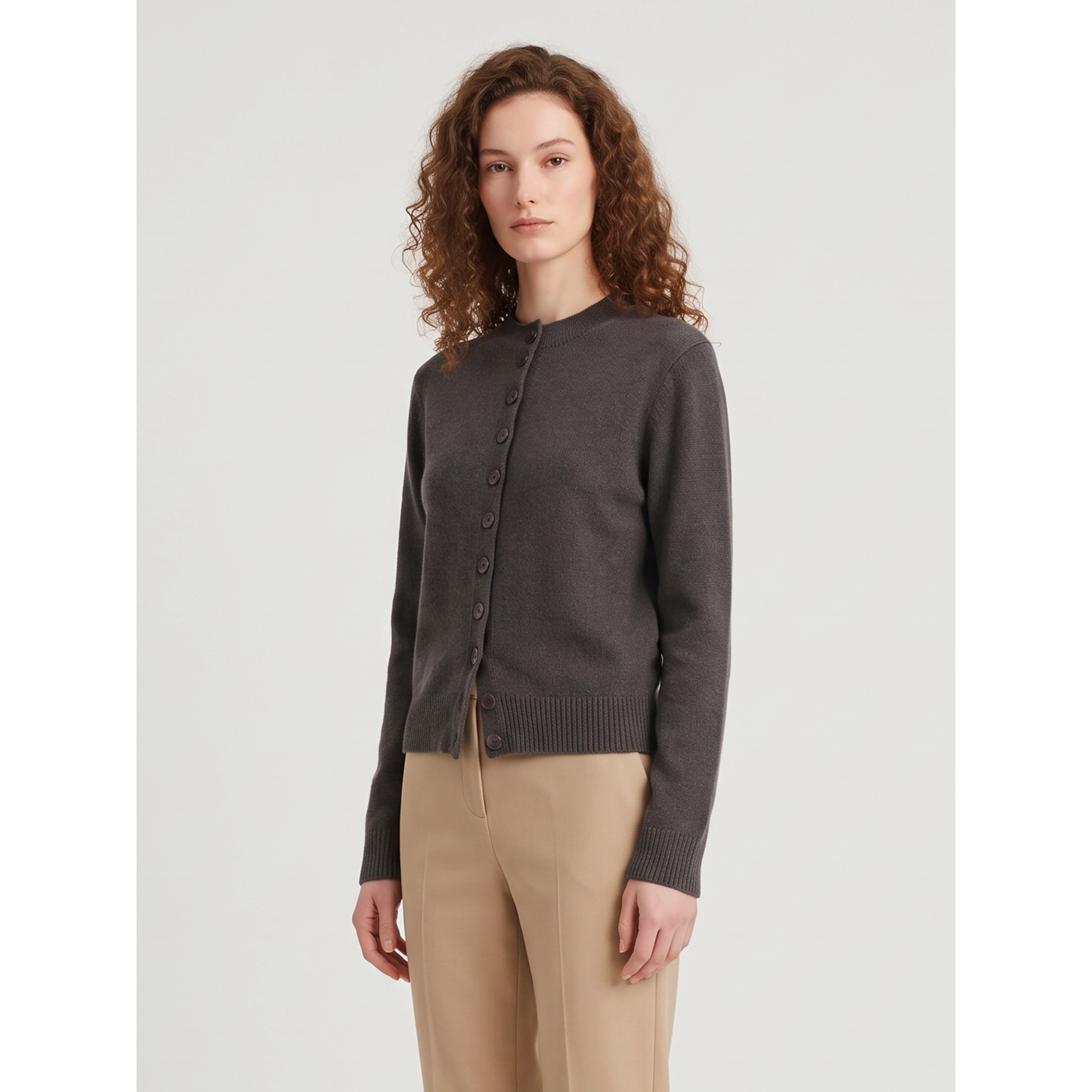 Reversible cashmere sweater with buttons