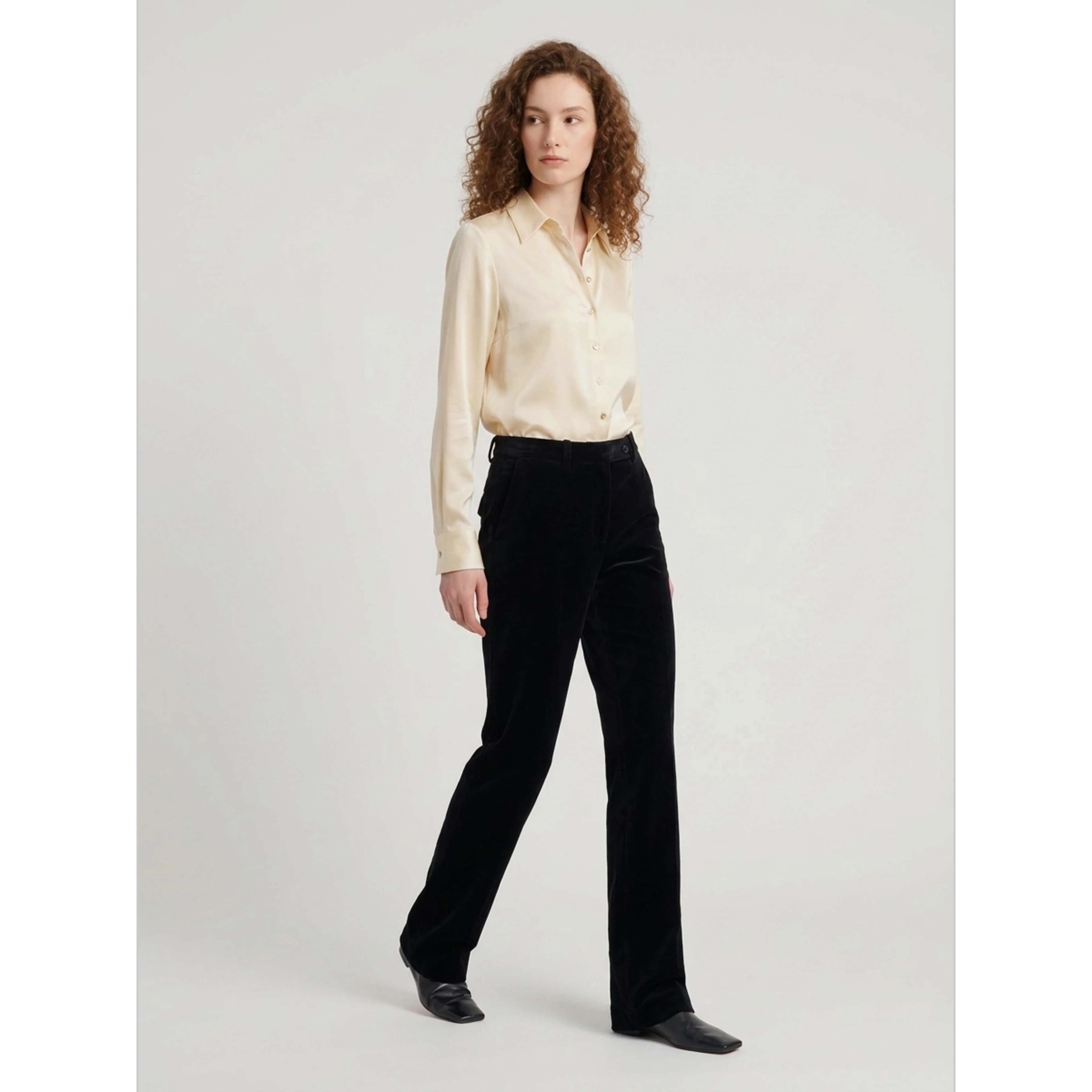 Hunter velvet pants