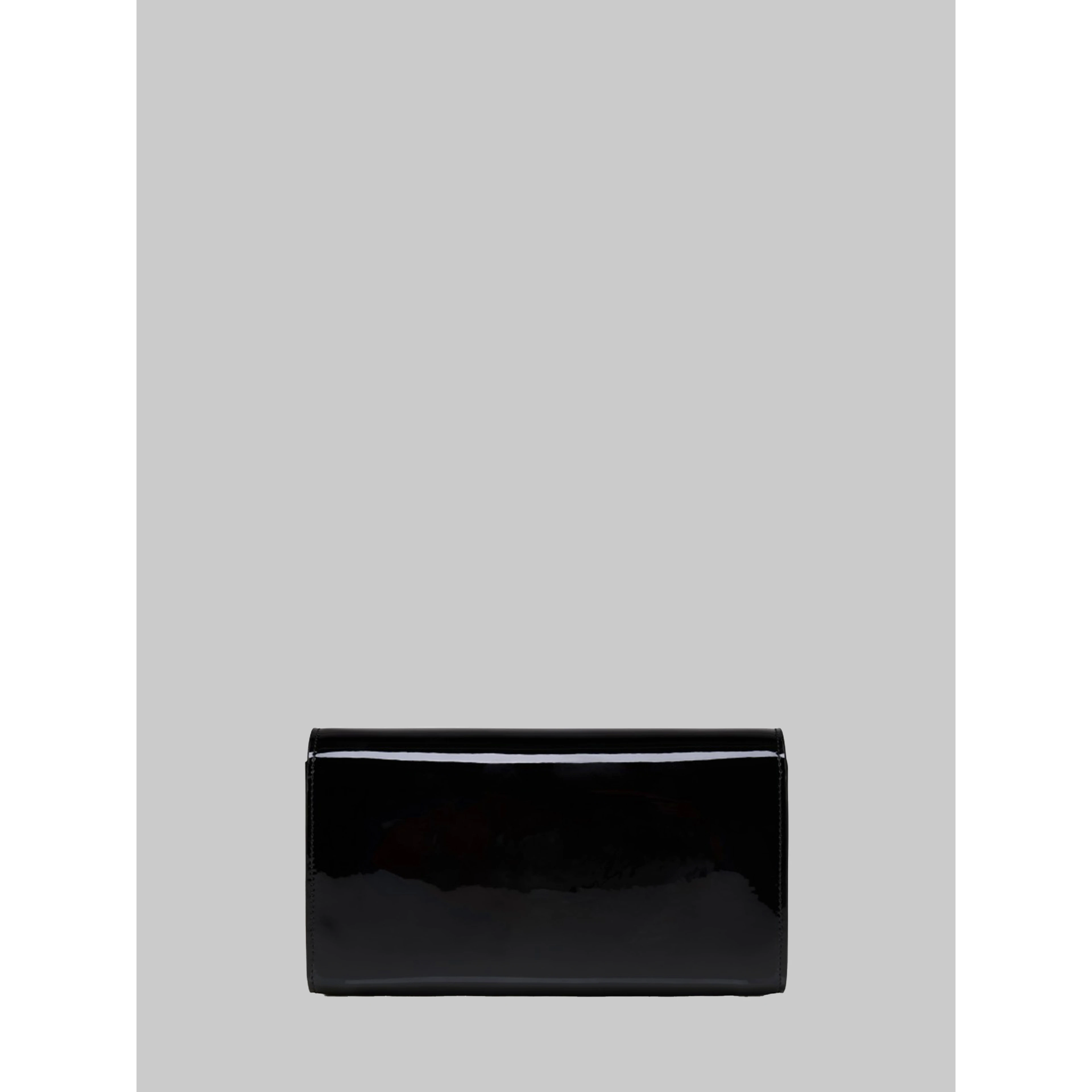 Bettina wallet bag with chain