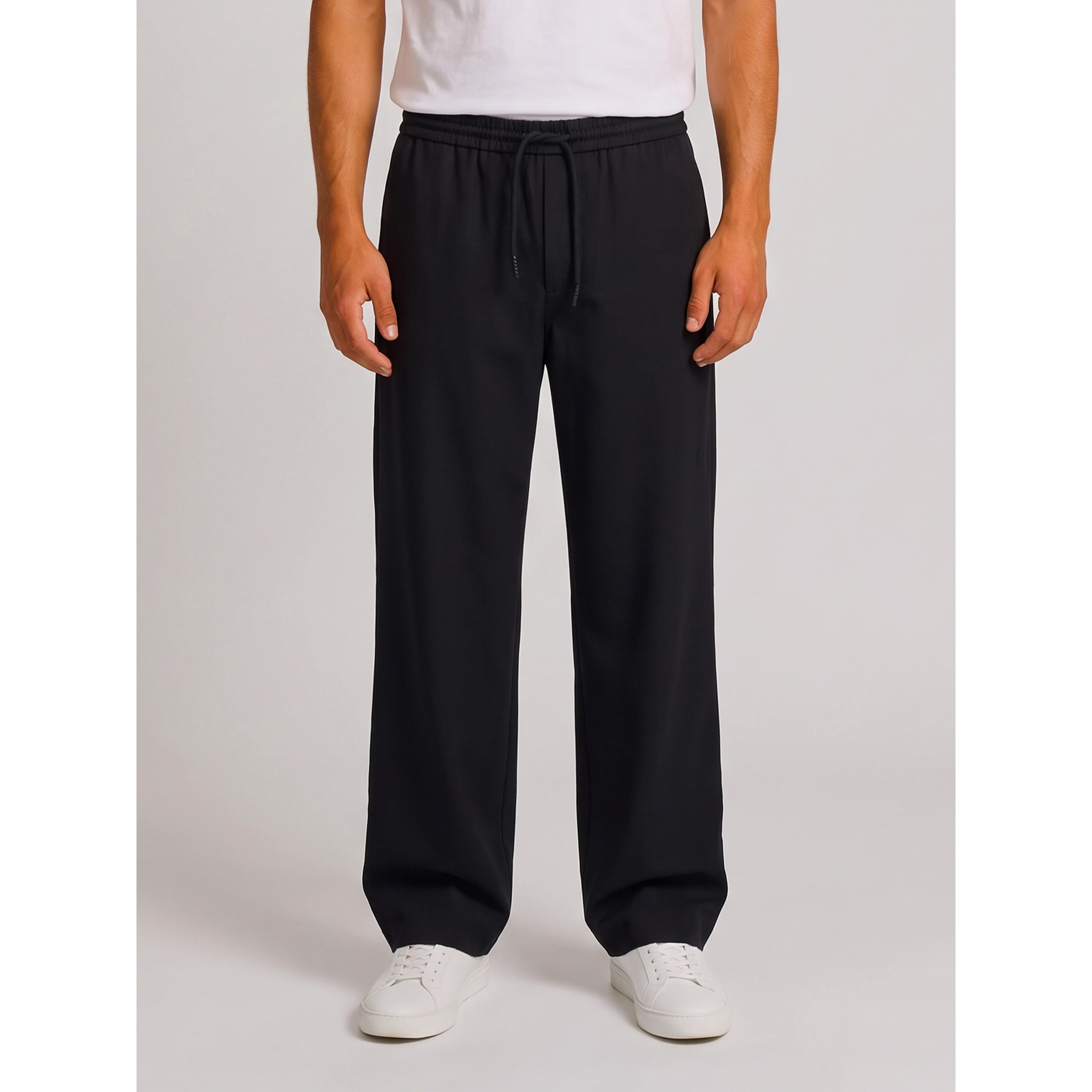 Wool pants with drawstring