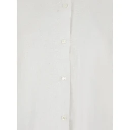 White Shirt with Classic Collar and Long Sleeves