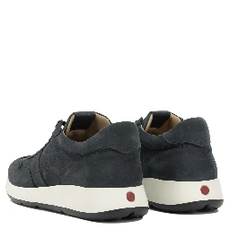 Sneakers & Slip-On