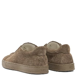 Sneakers & Slip-On