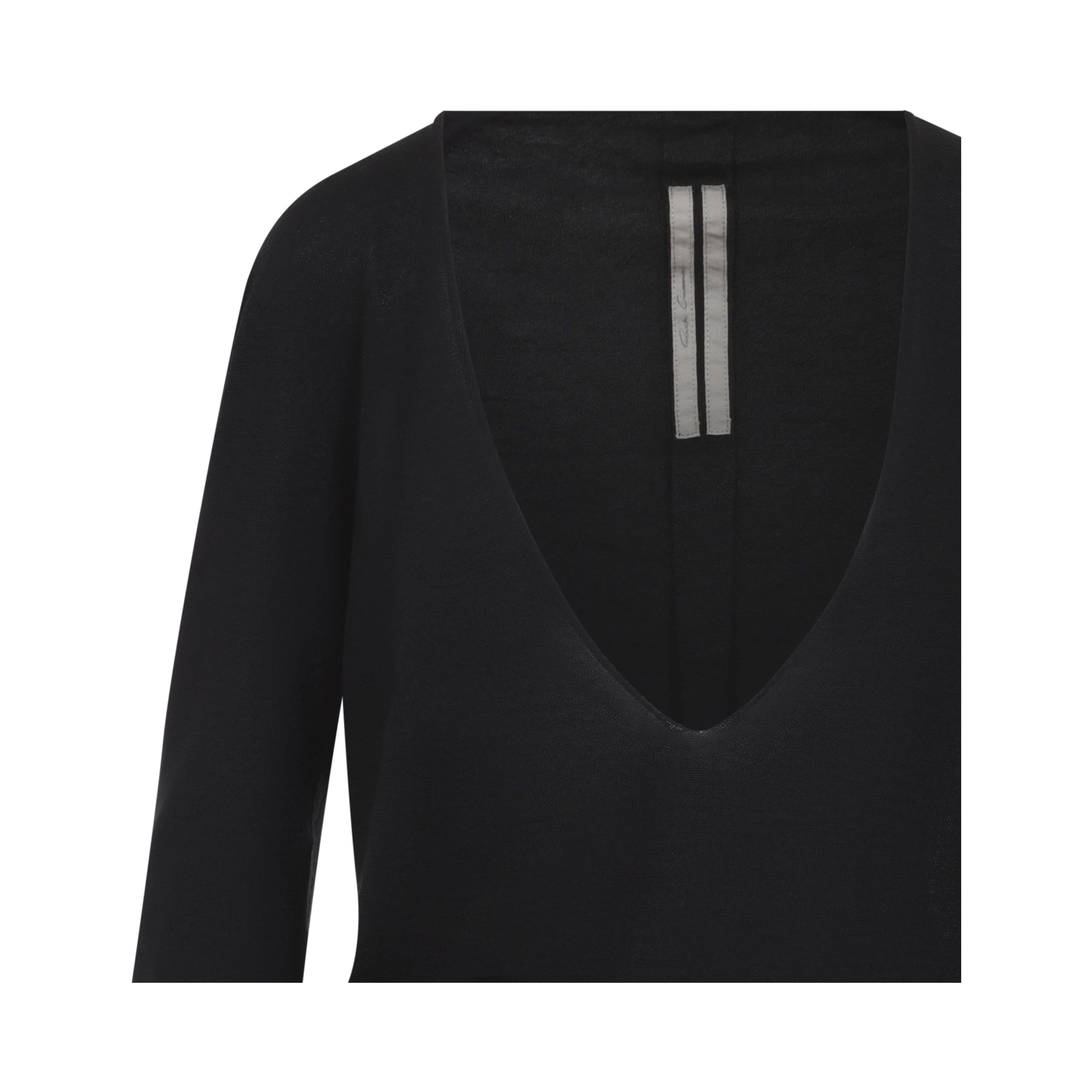EXTREME V NECK PULL