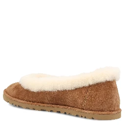 UGG Flat shoes Brown