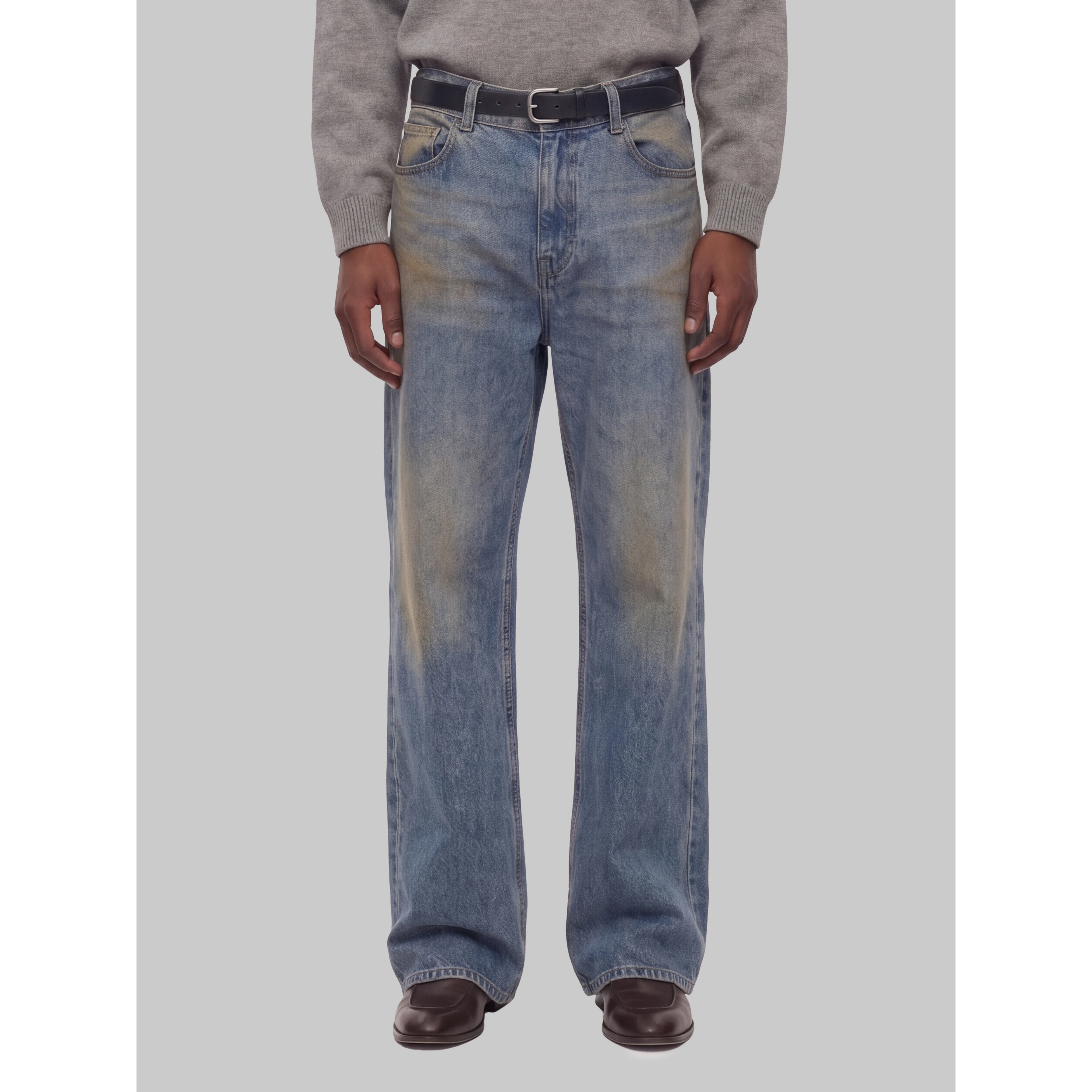 Flared denim jeans