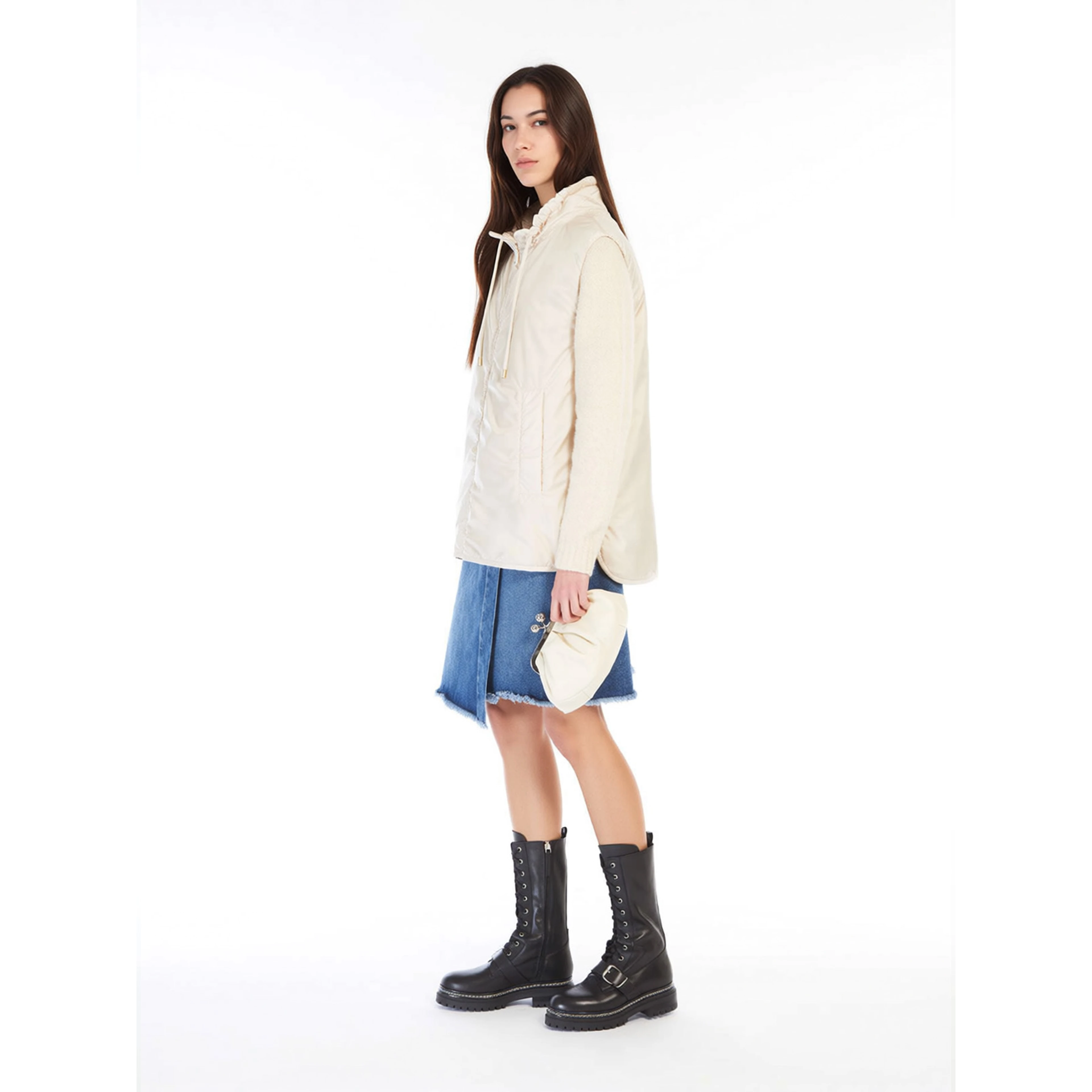 WEEKEND MAX MARA is accompanied by a handbag