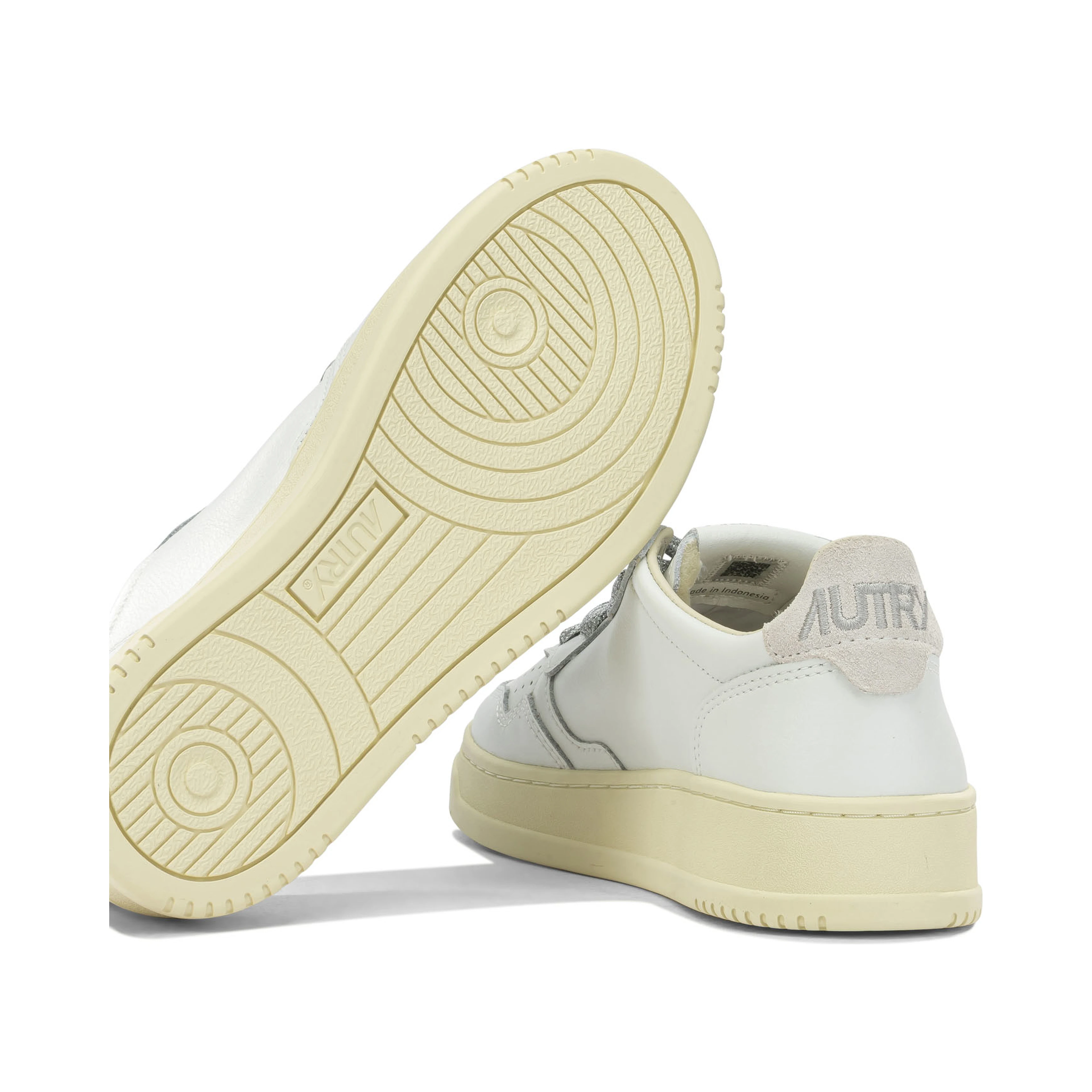 "Medalist Low" Low-Top Sneakers