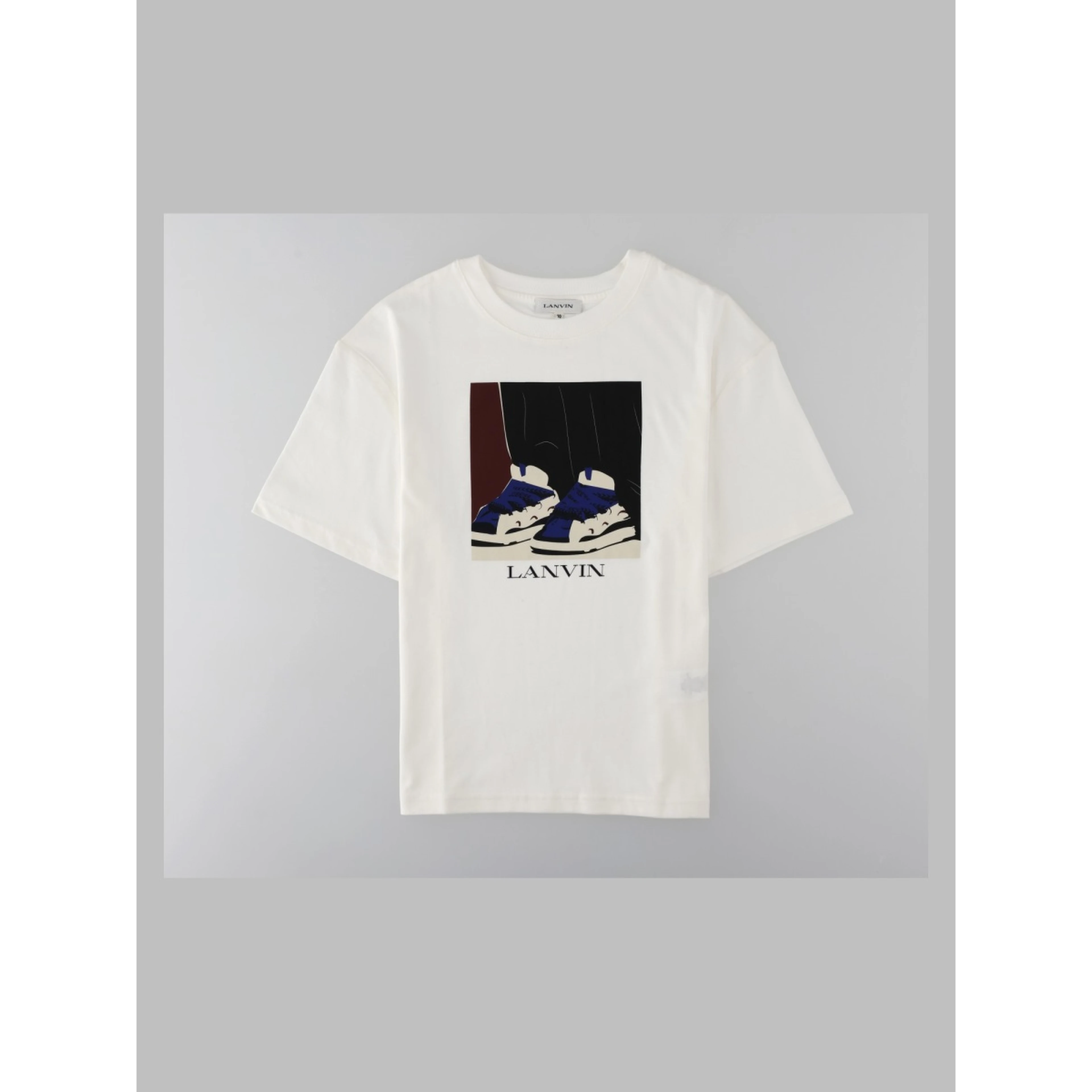 tee shirt