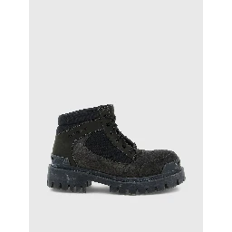 Combat Strike Low boots