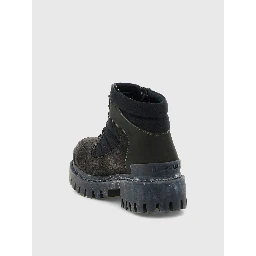 Combat Strike Low boots
