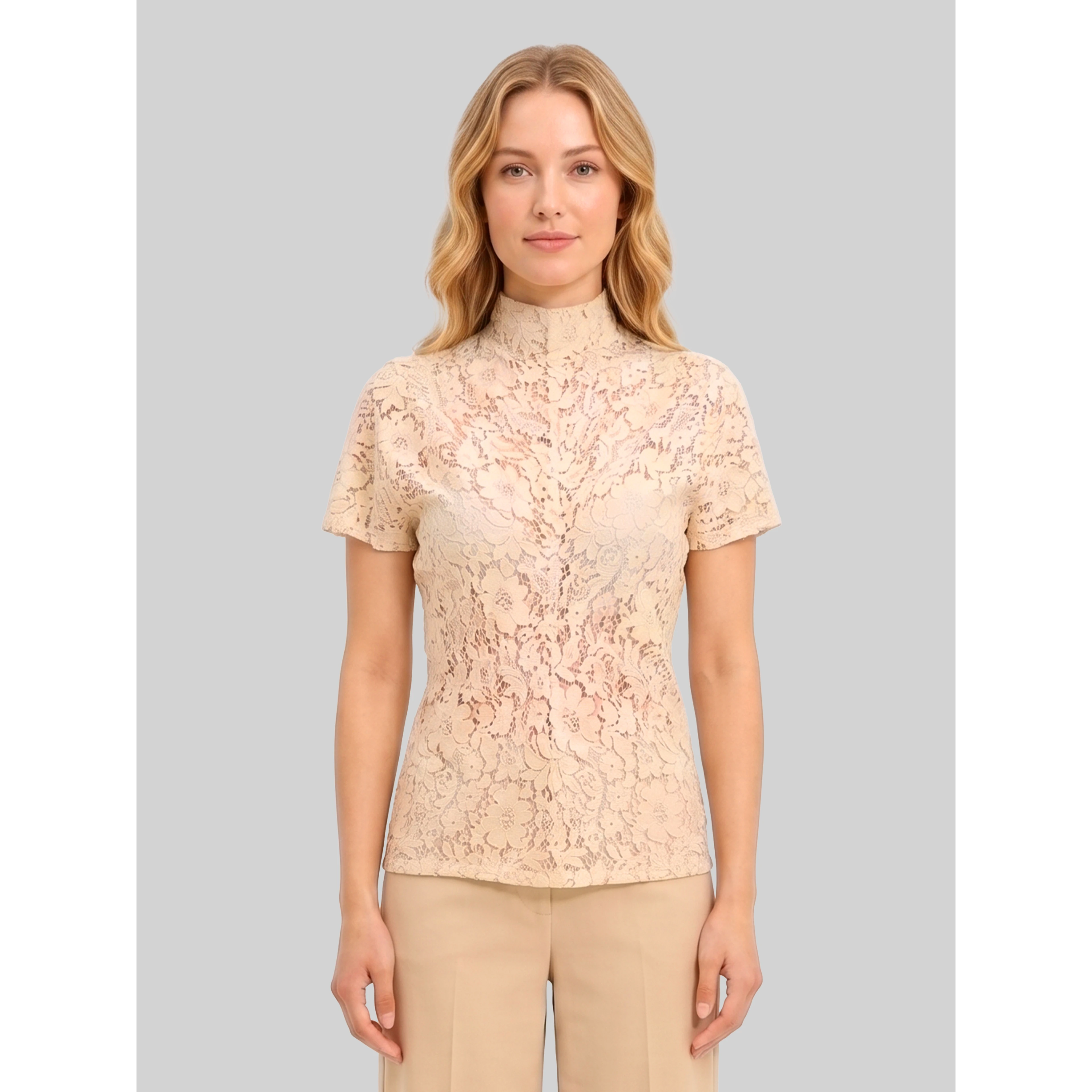 Lace top in white