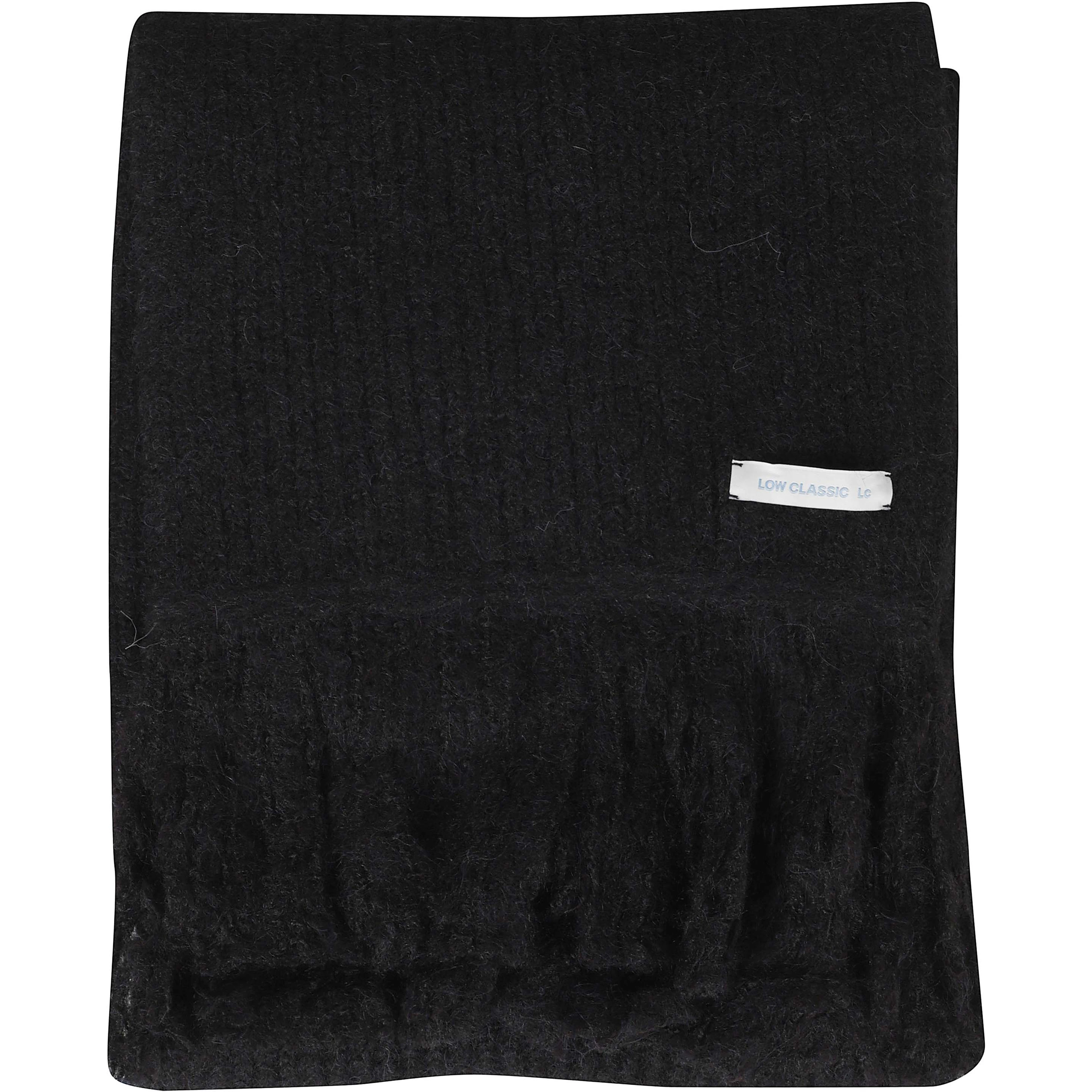 FUZZY ALPACA SCARF