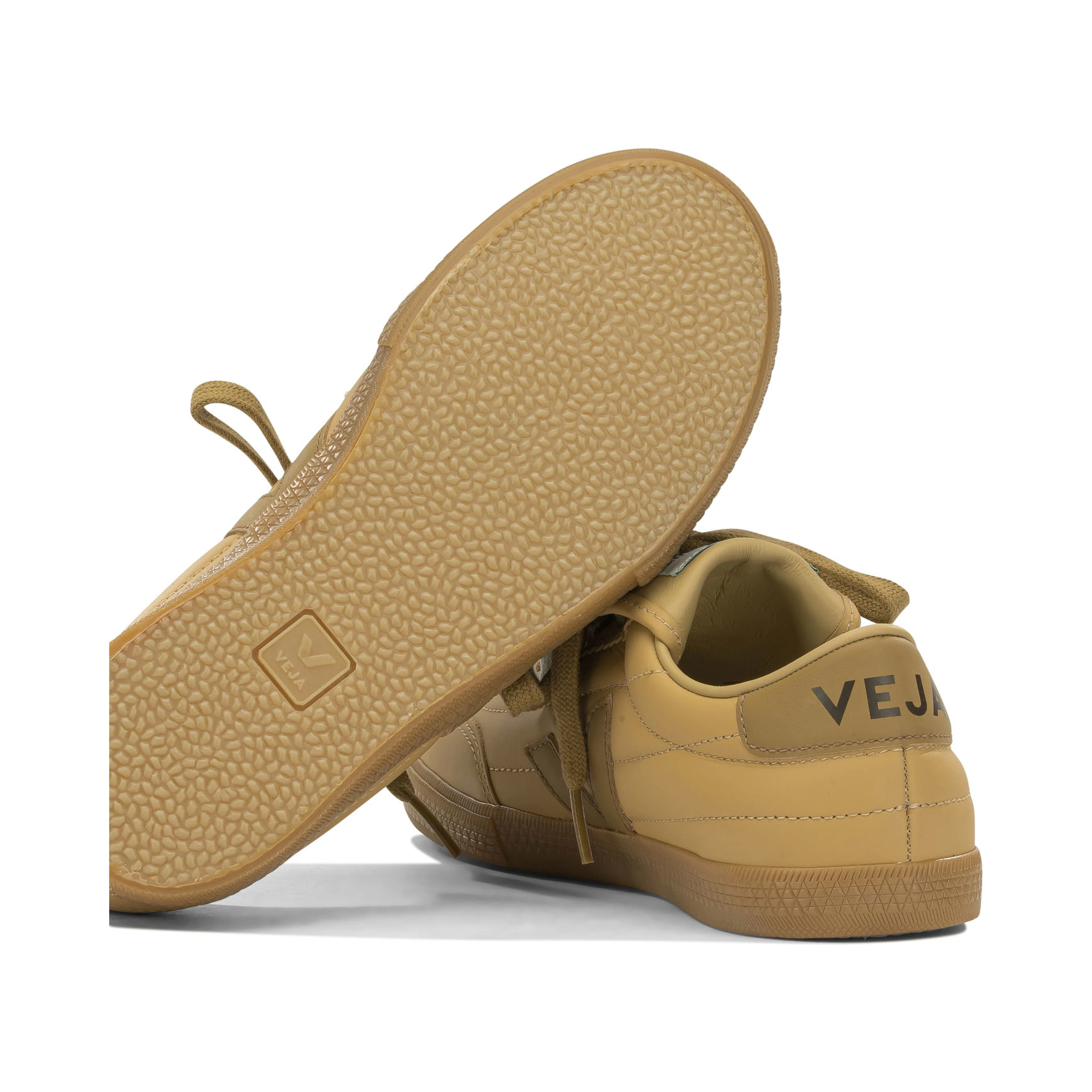 "Veja Panenka x Magliano" Low-Top Sneakers