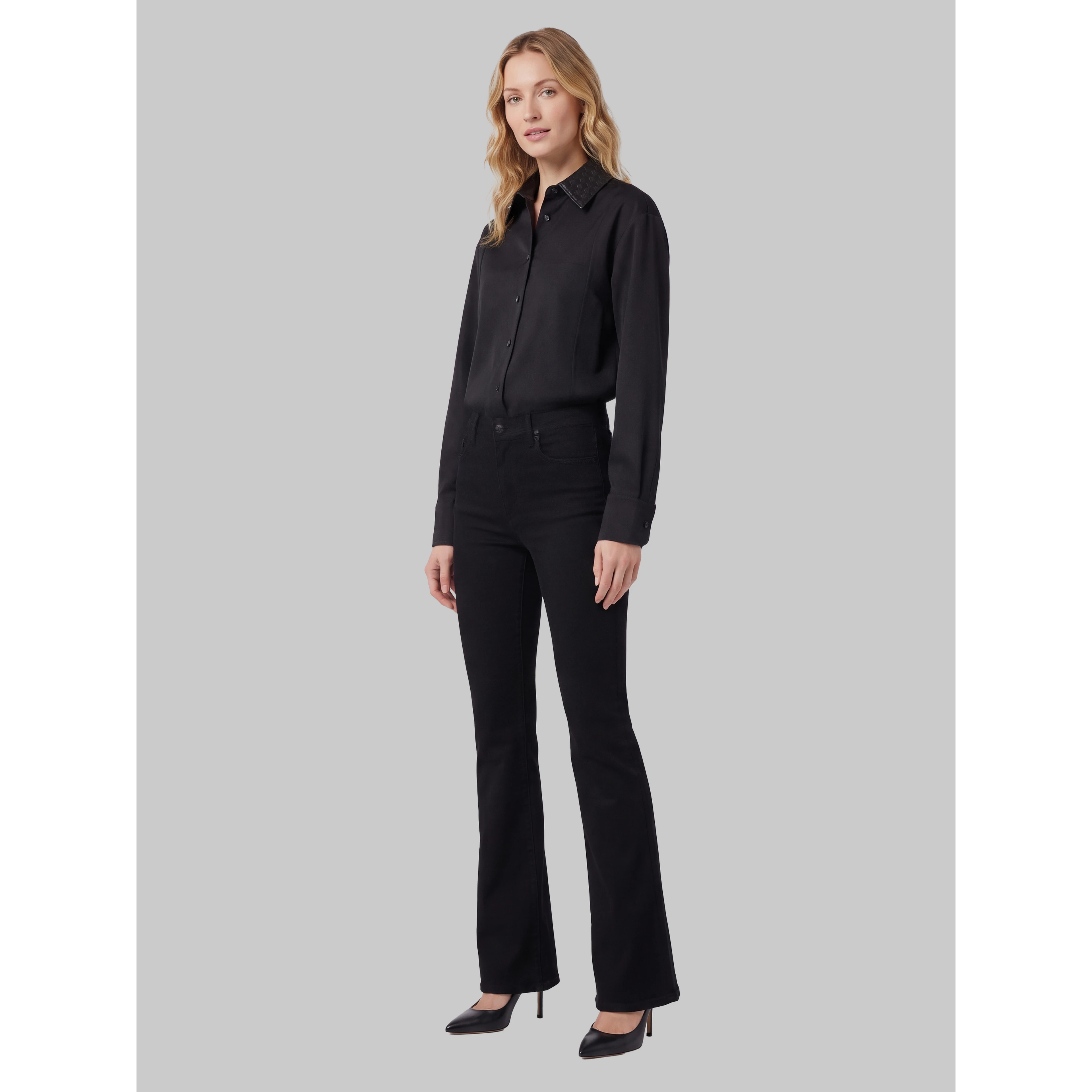 Wool shirt with Intrecciato collar