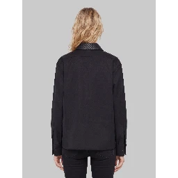 Wool shirt with Intrecciato collar