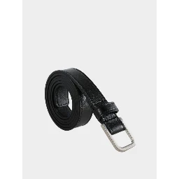Minimalist thin black belt