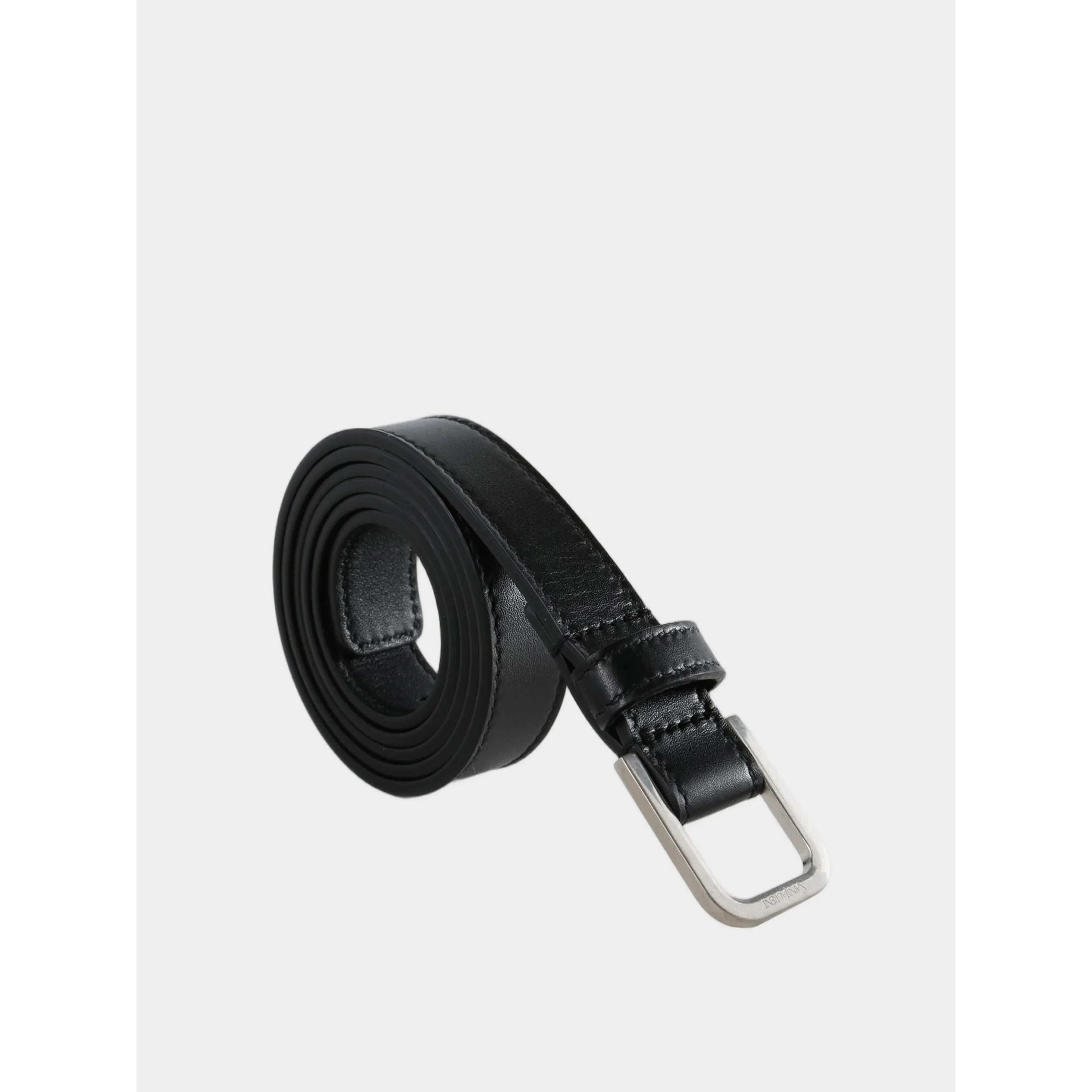 Minimalist thin black belt