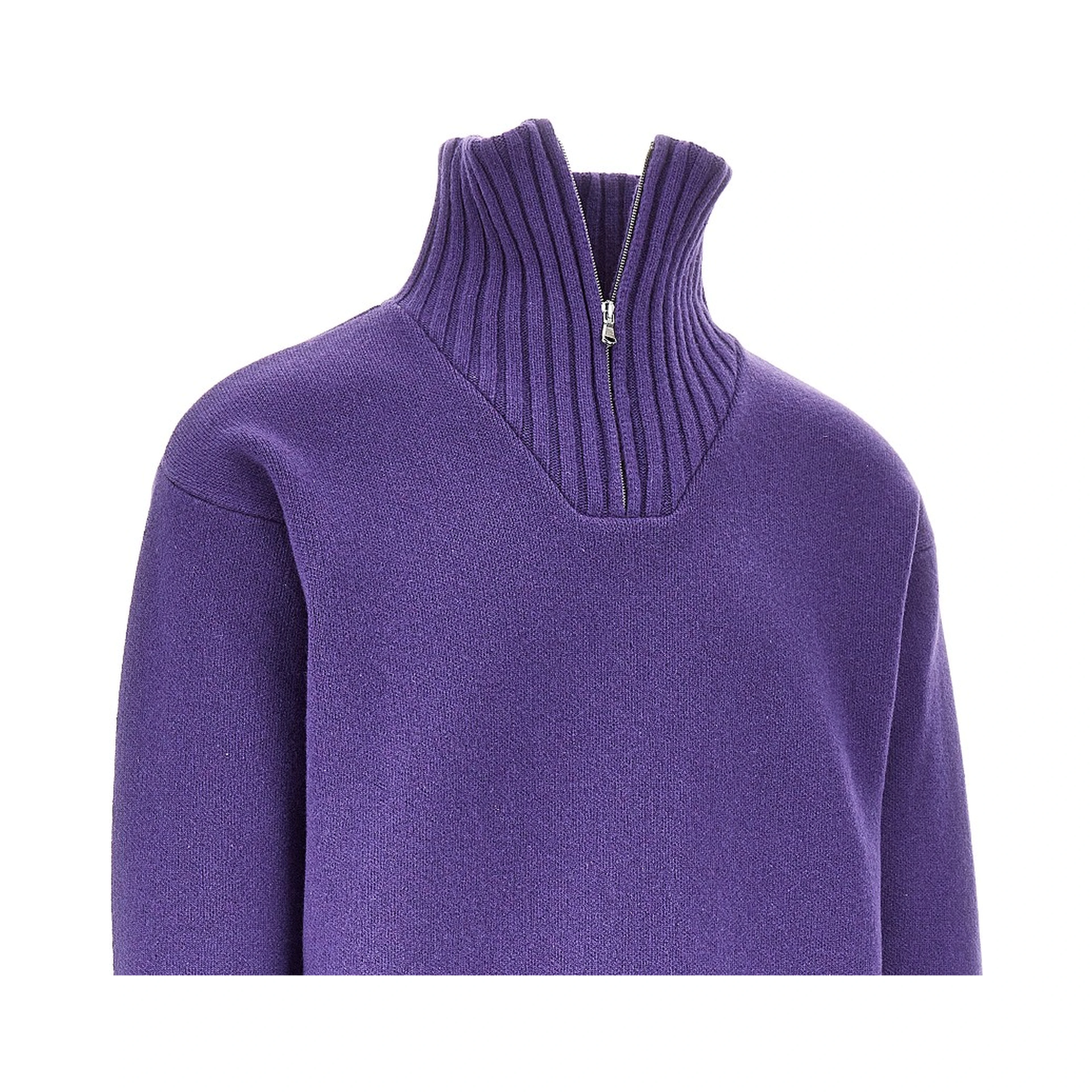 Zippered collar wool sweater