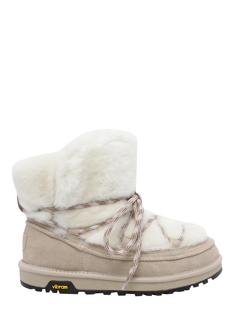 UGG Boots Beige