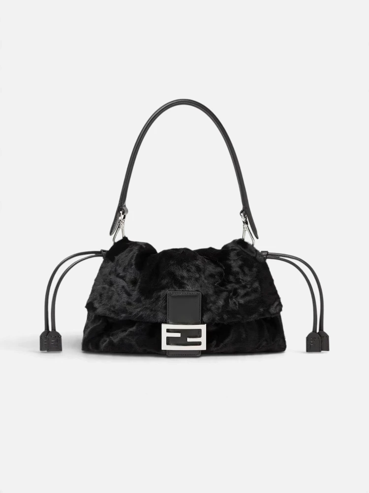 FENDI BAGUETTE SOFT MEDIUM handbag