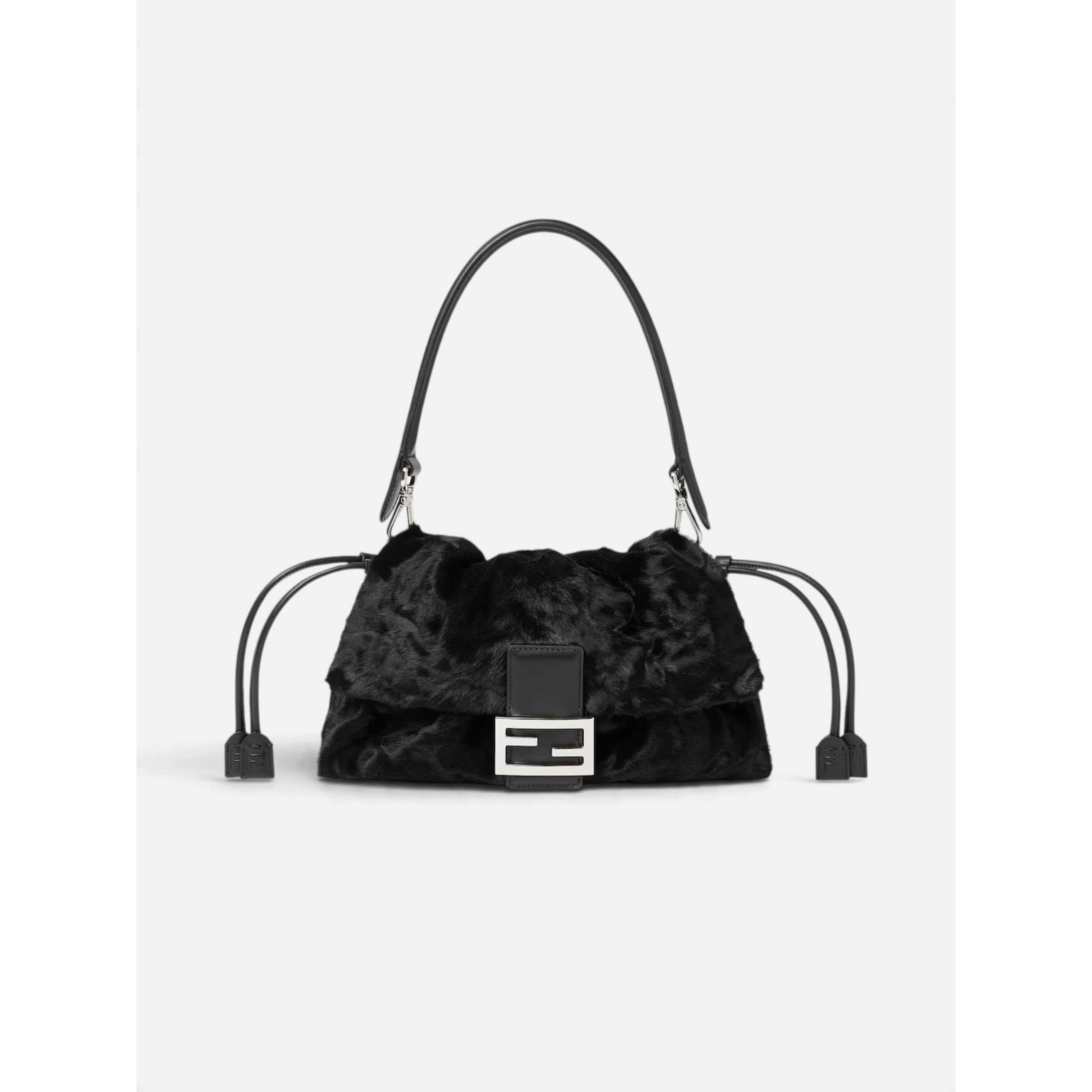 FENDI BAGUETTE SOFT MEDIUM handbag
