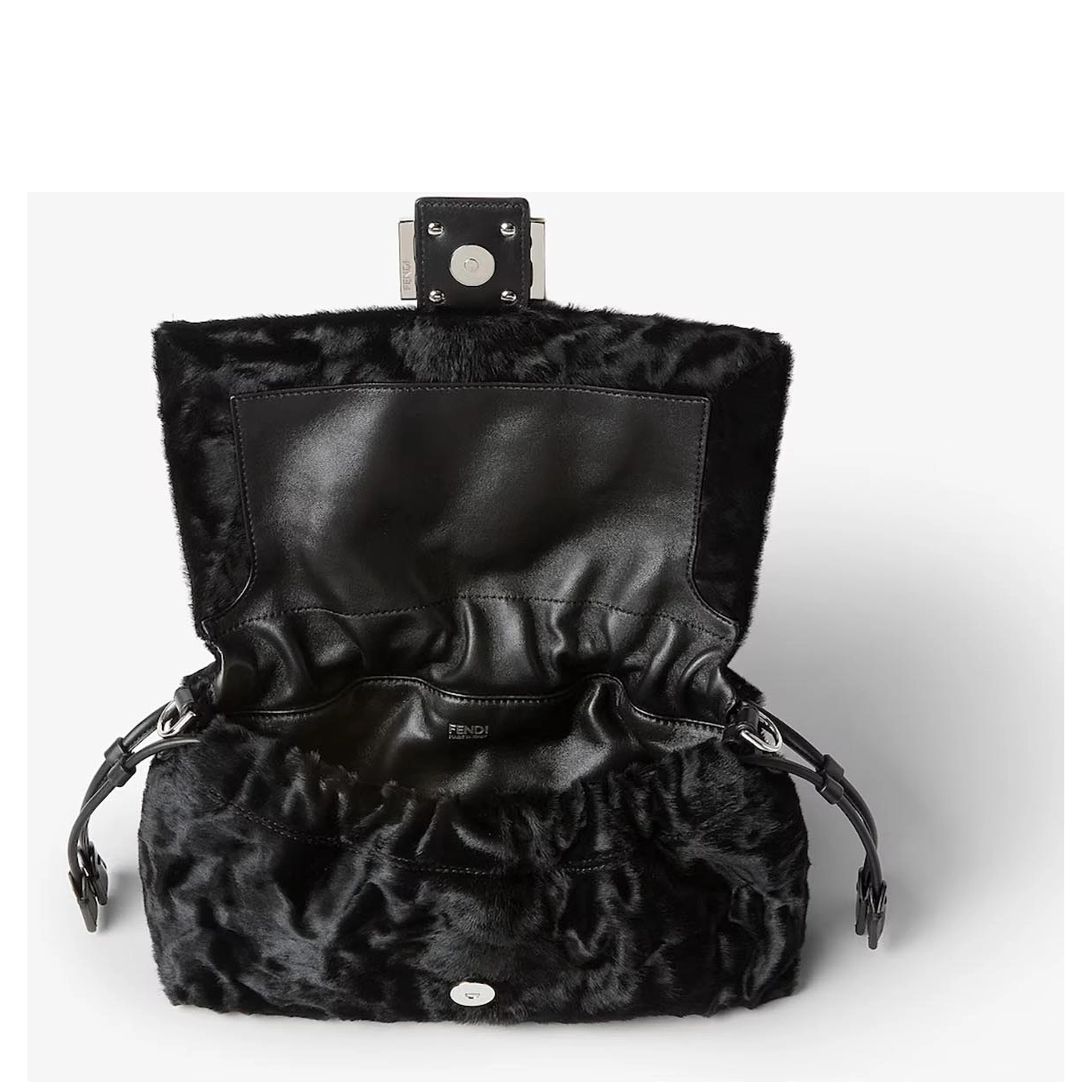 FENDI BAGUETTE SOFT MEDIUM handbag