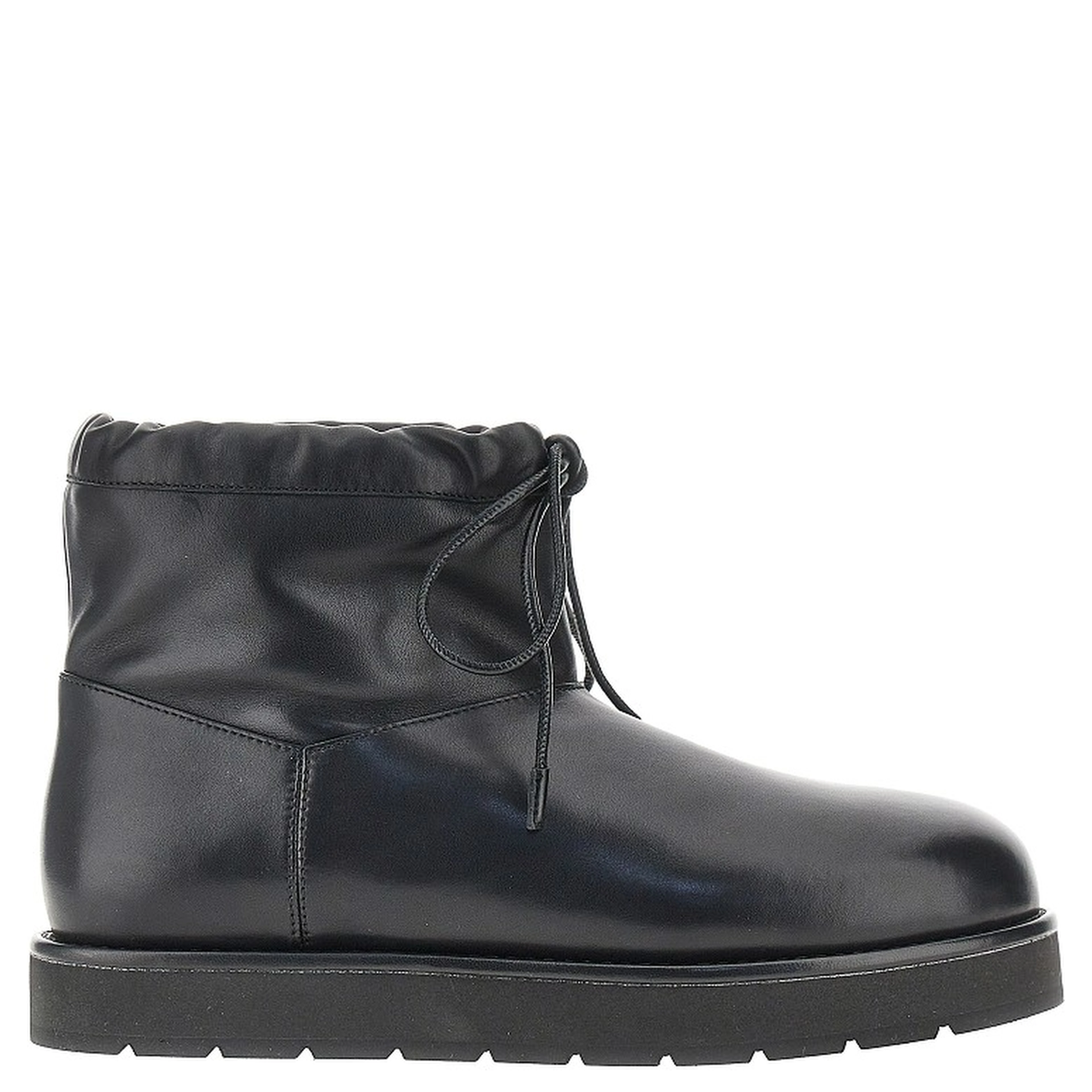 Leather ankle-boots with drawstring
