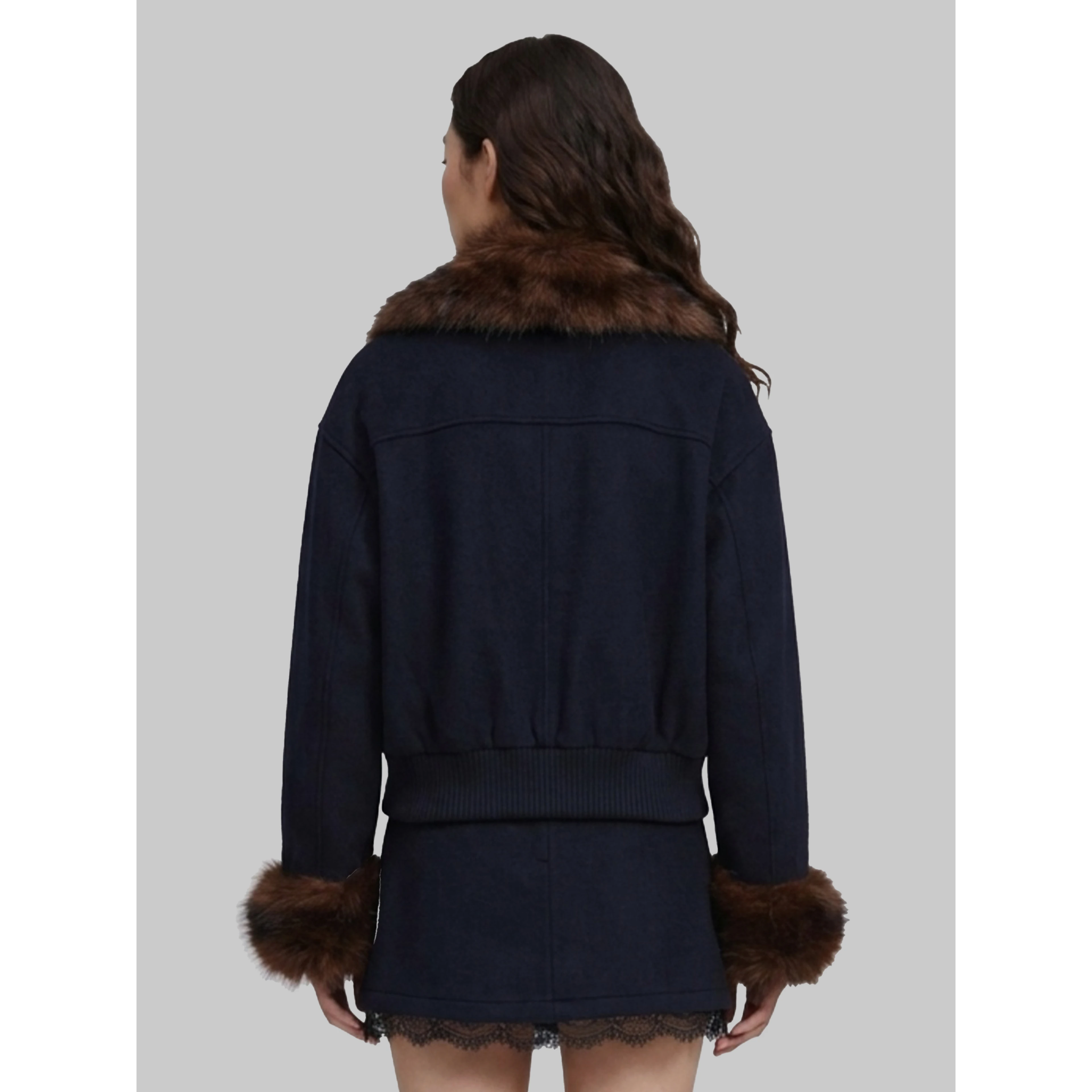 Short coat with fur inserts