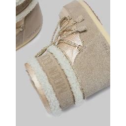 Icon Low Pearly Plus boots in peach and beige