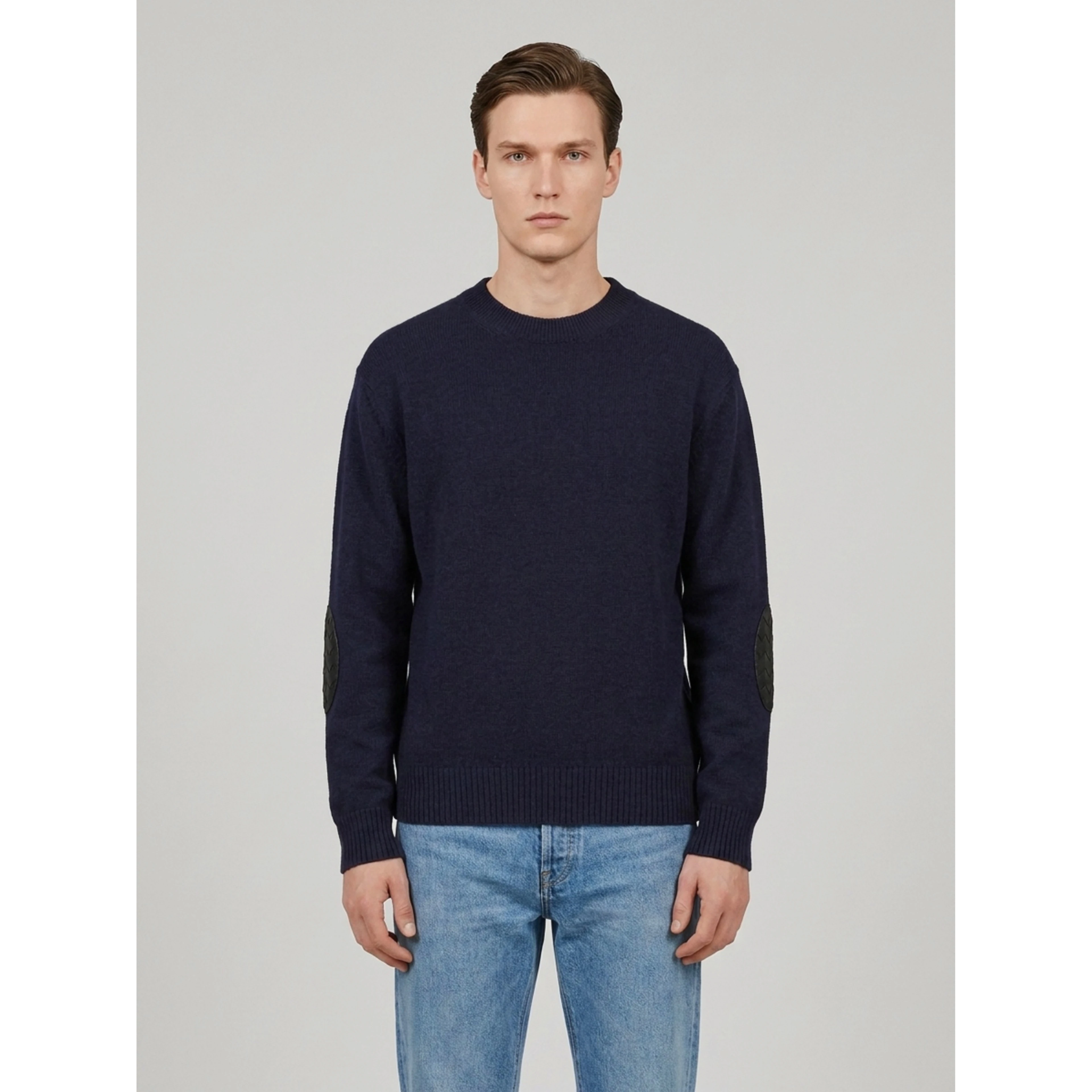 Sweater in Night Residue blue