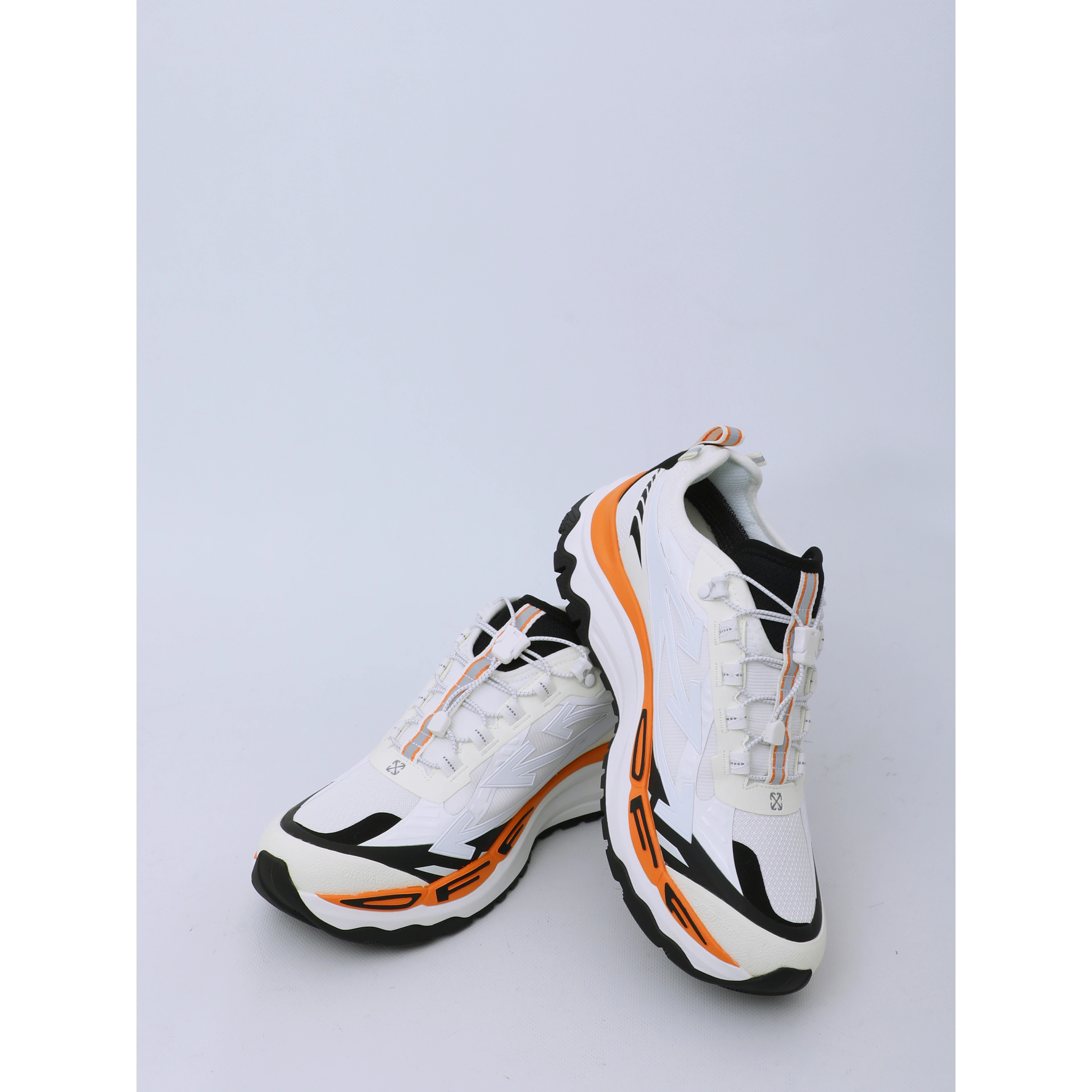 BRB Trail Low sneakers