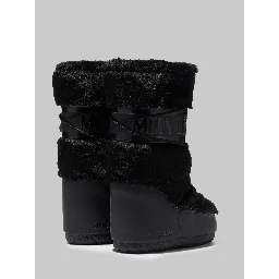 Black Icon boot in faux fur