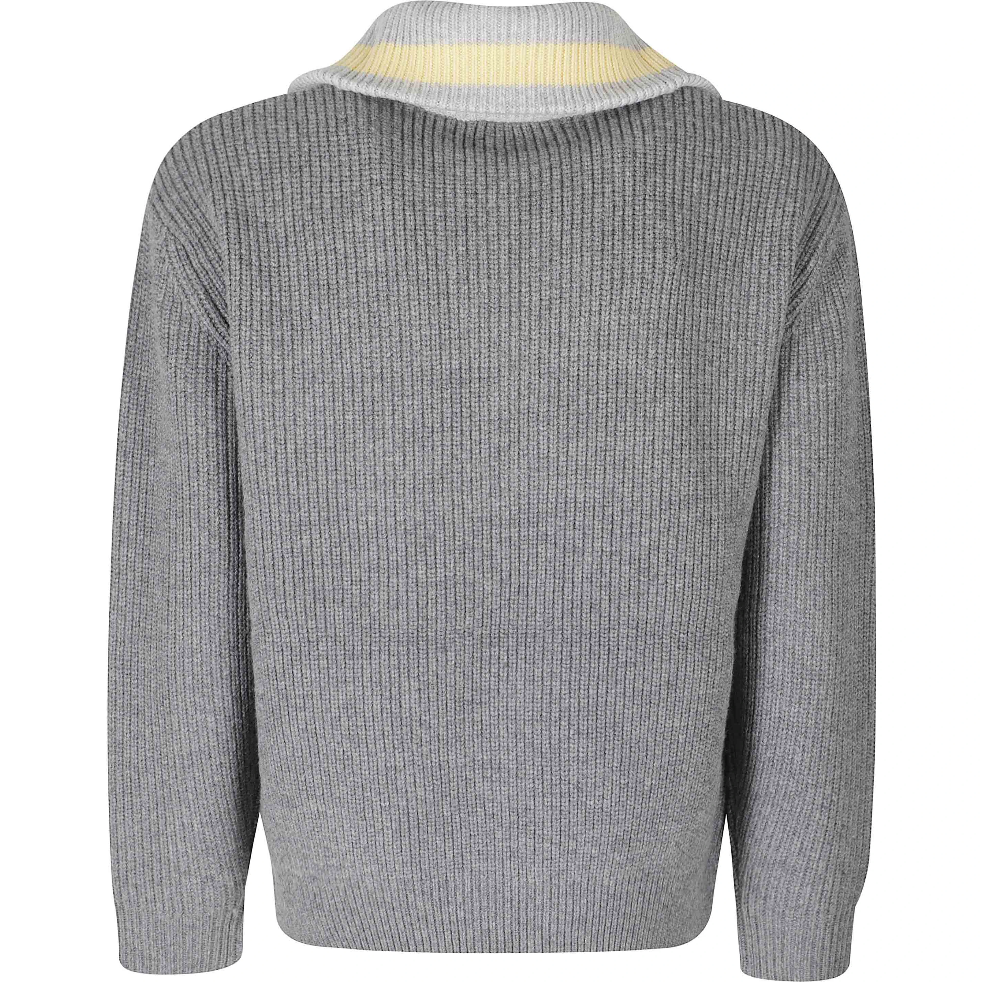 HALF ZIPPED TRUCKER SWEATER