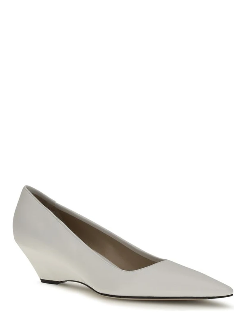White Lamb Ovis Aries Platform Pumps