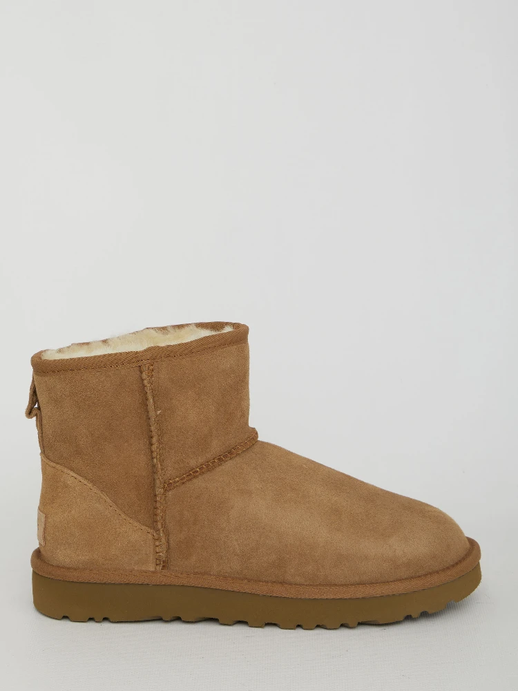 Women's Classic Mini II boots
