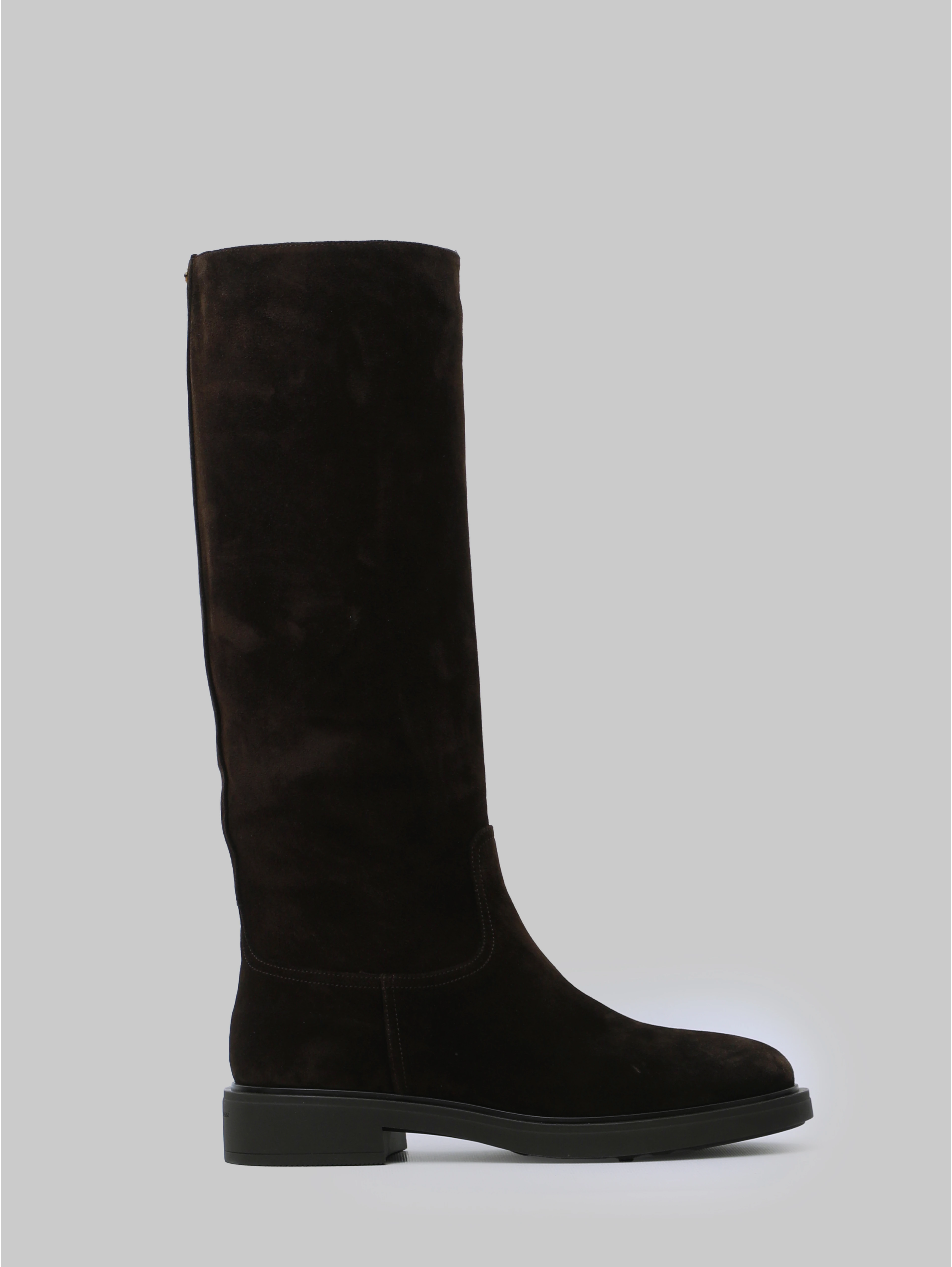 Ascott boots in moka suede