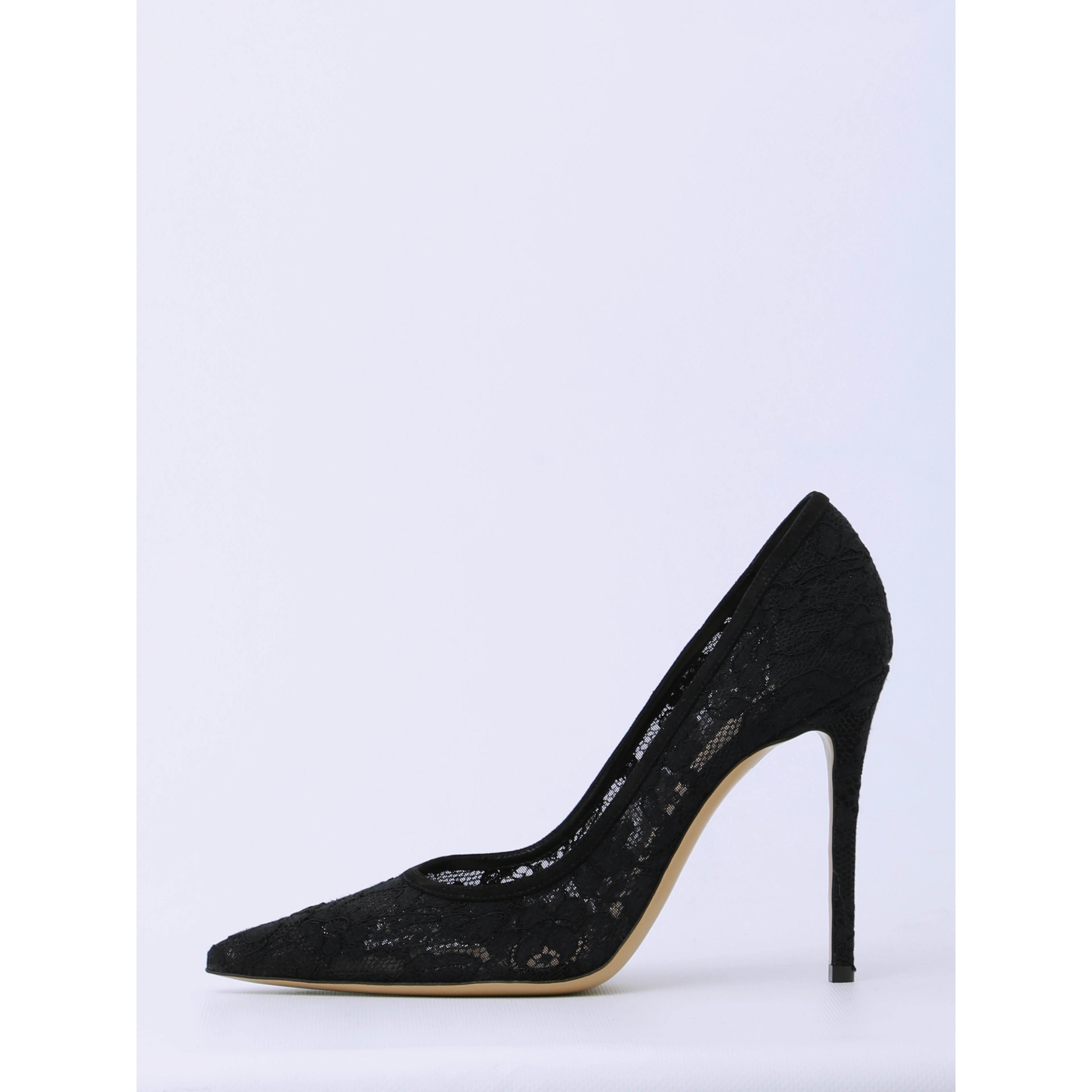 Claudia Lyon 100  lace pumps