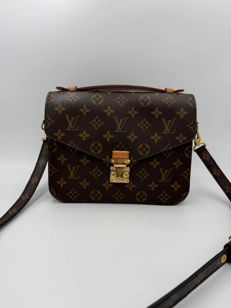 LOUIS VUITTON METIS Monogram with Shoulder Strap