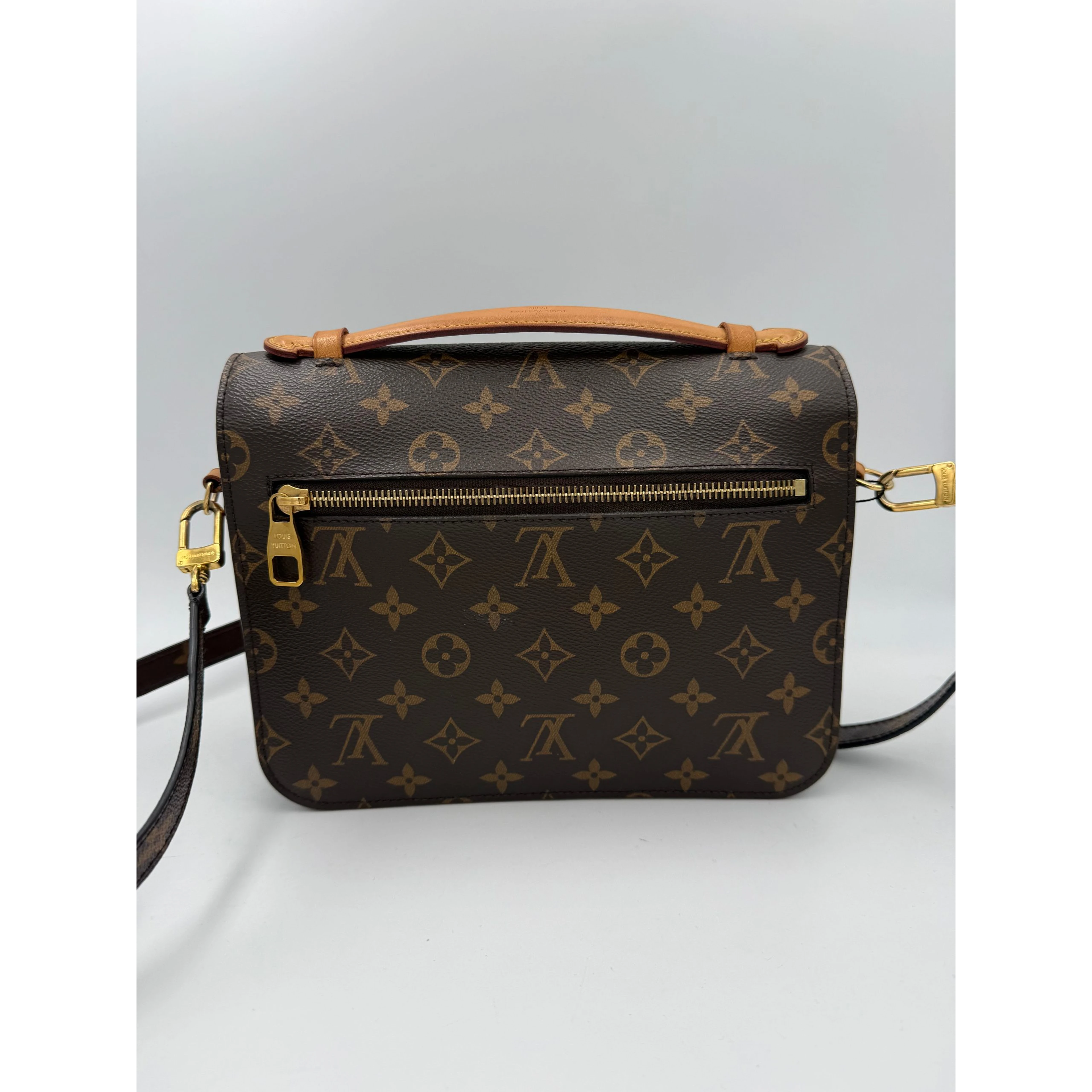 LOUIS VUITTON METIS Monogram with Shoulder Strap