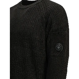 Crewneck sweater with logo