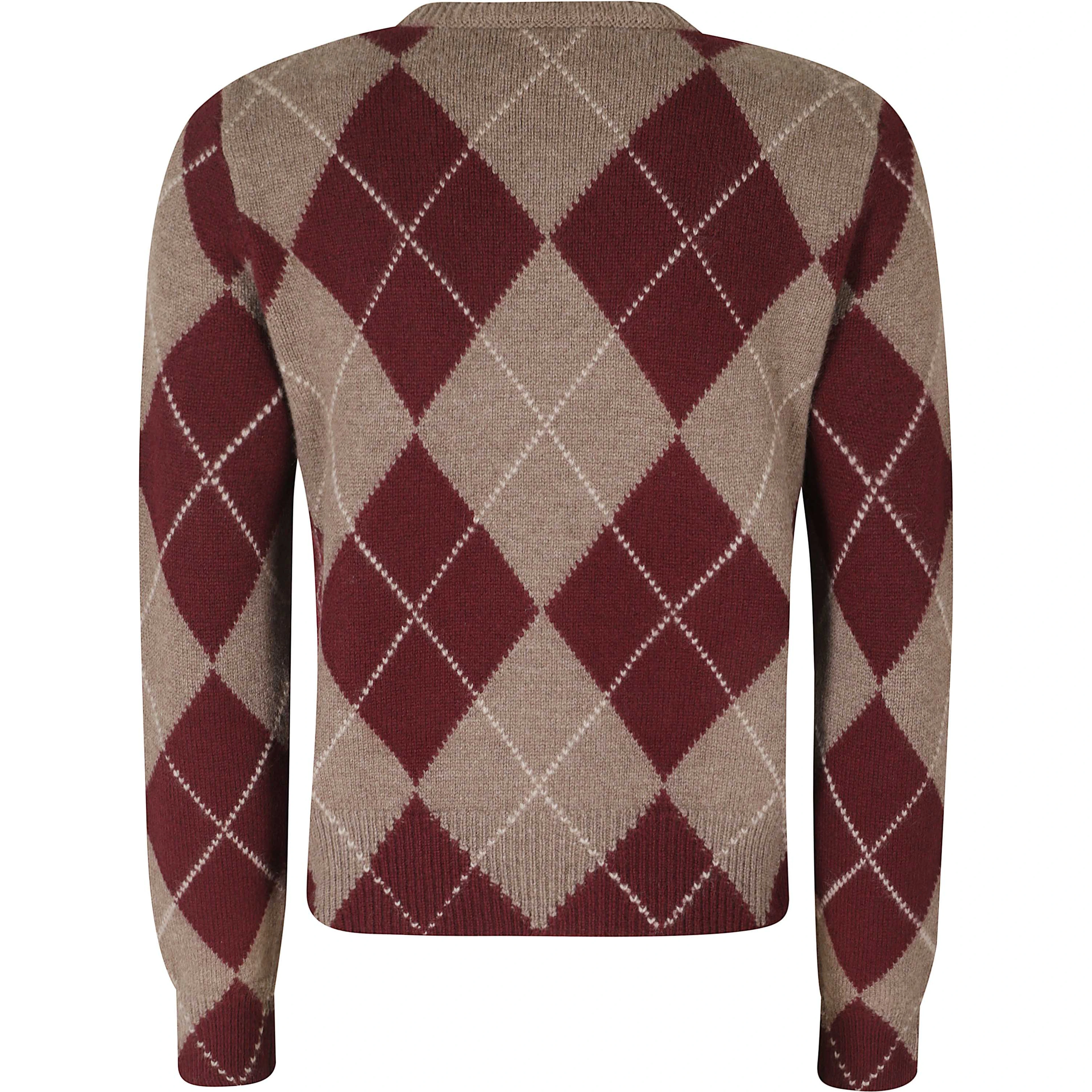 ROUND NECK
