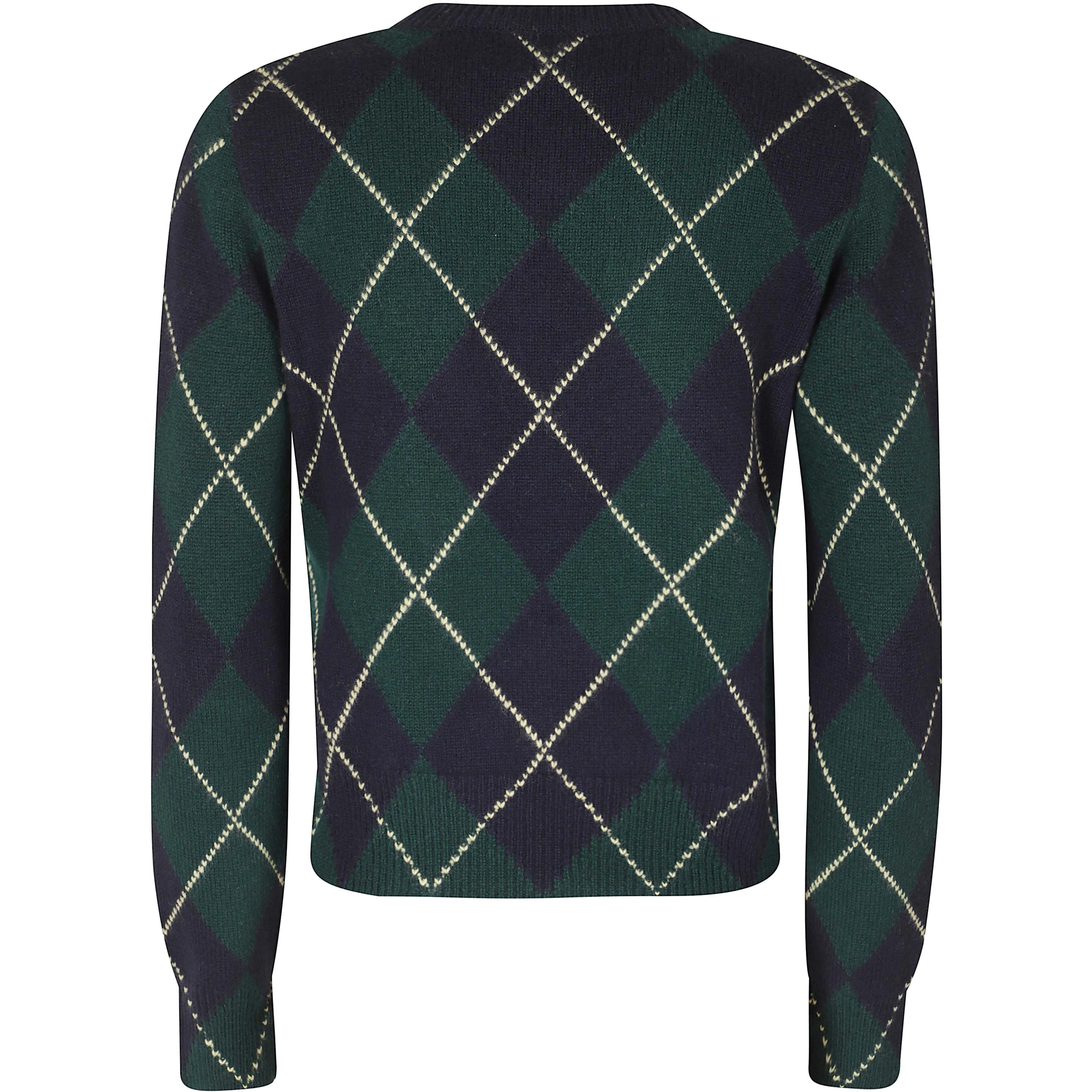 ROUND NECK