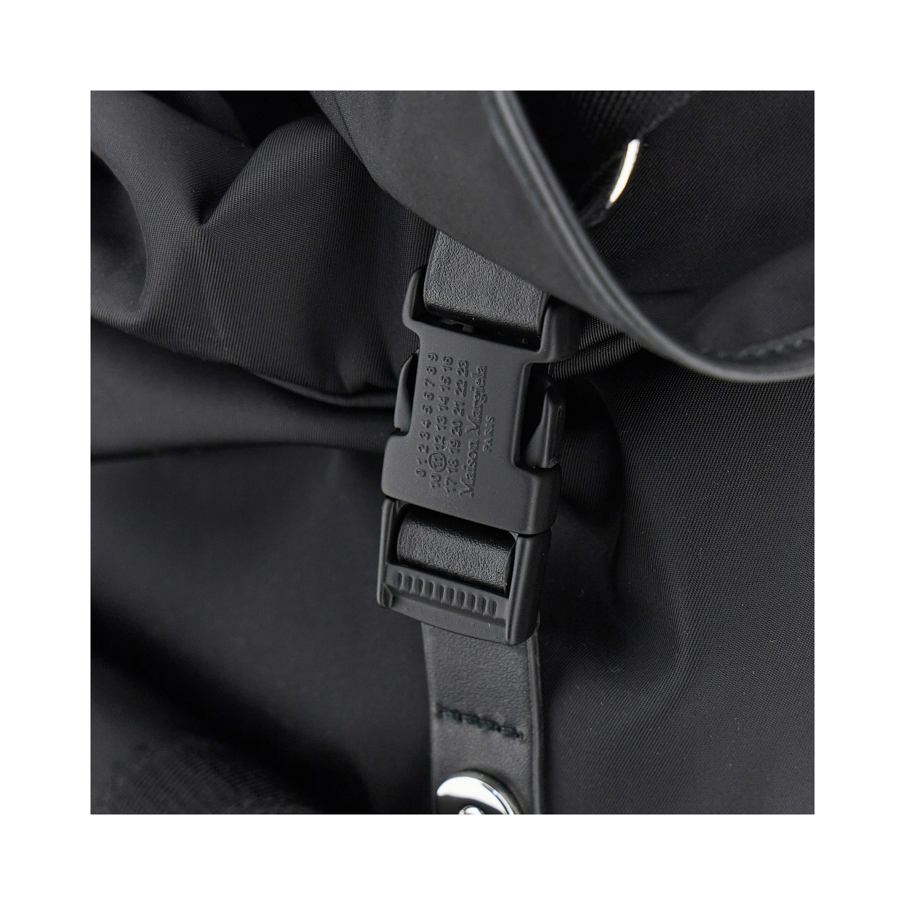 Four Stitches detail nylon backpack