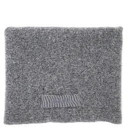 LE CHALE GROS GRAIN is a unisex scarf made of gray alpaca and merino wool
