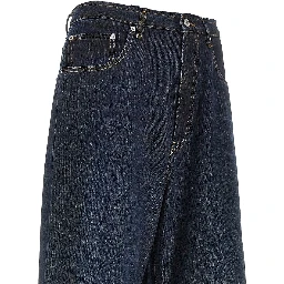 Wide leg jeans with raw-cut waistline